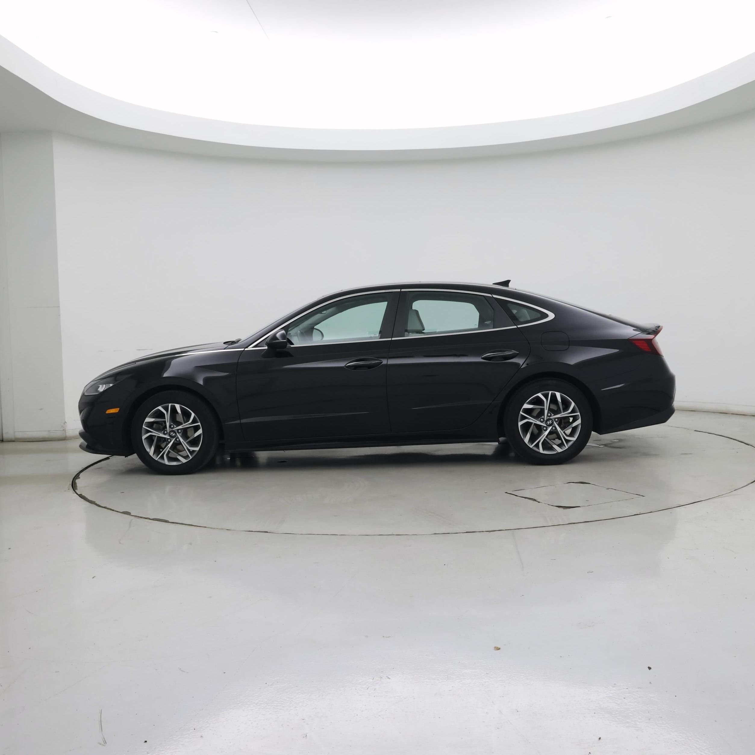 Thumbnail: 2022 Hyundai Sonata - 3