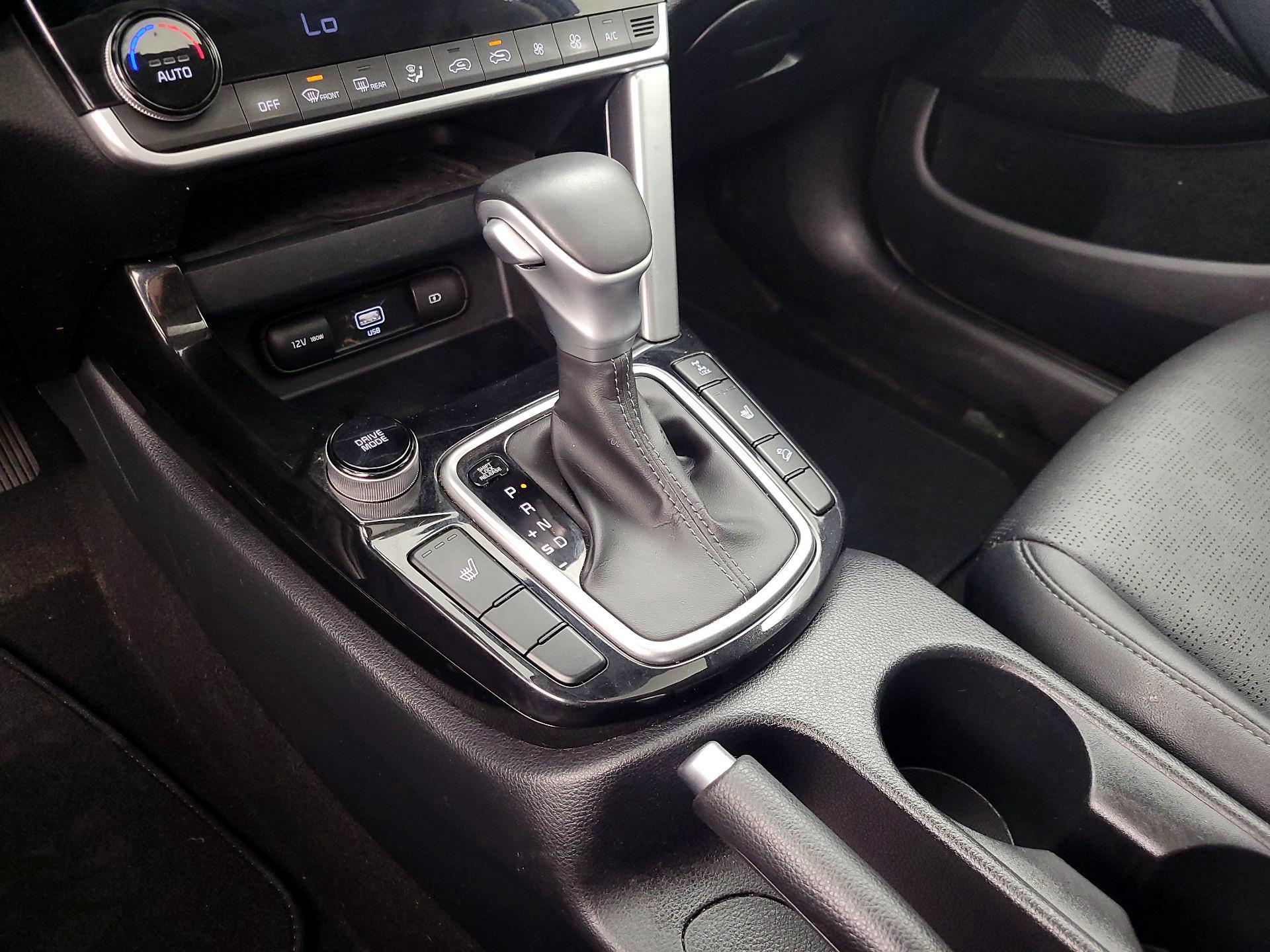 Thumbnail: 2023 Kia Seltos - 18