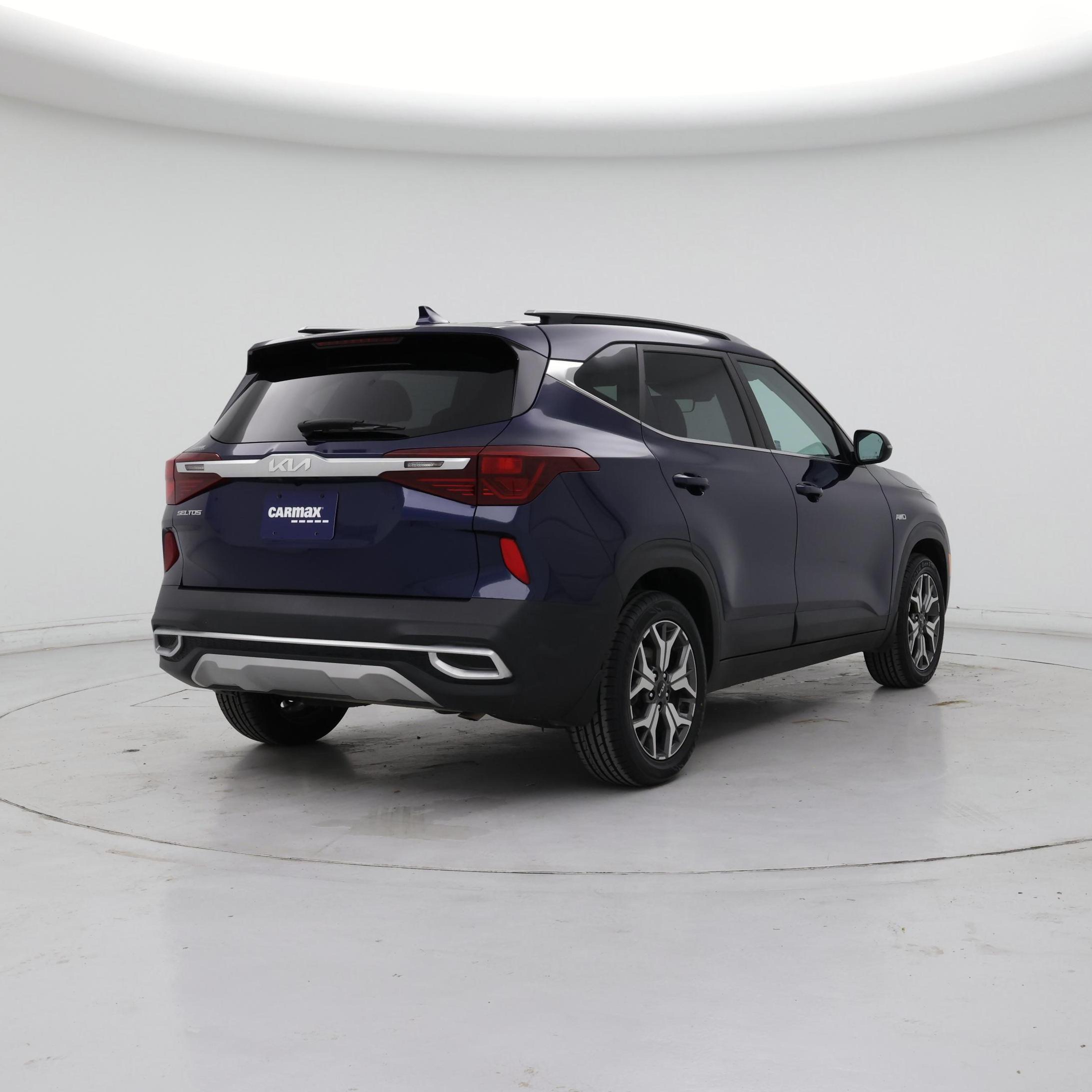 Thumbnail: 2023 Kia Seltos - 8