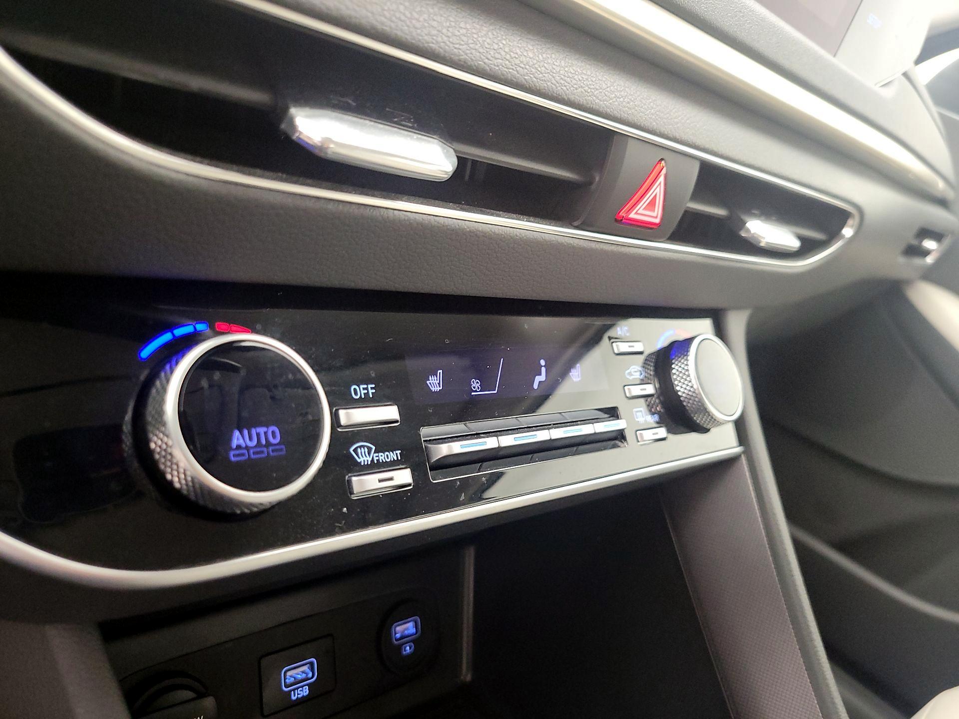 Thumbnail: 2023 Hyundai Sonata - 17