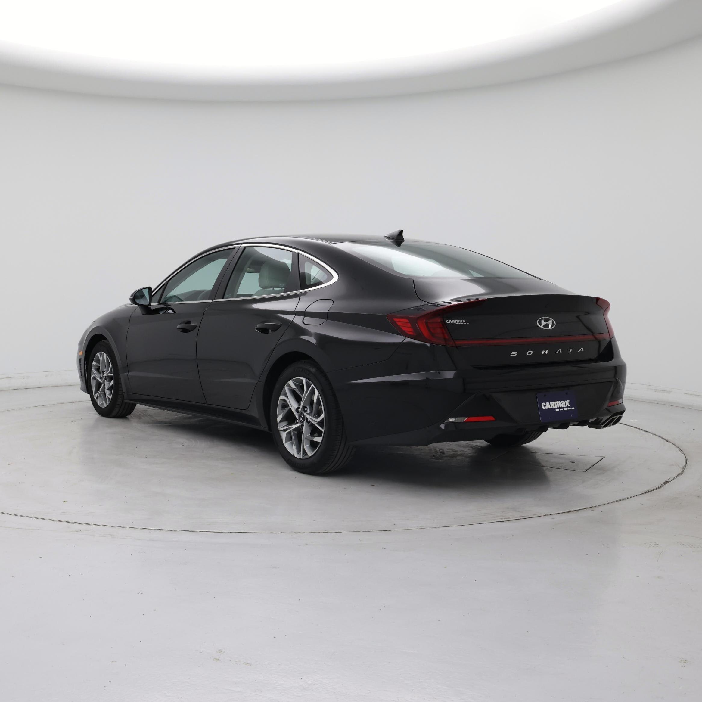 Thumbnail: 2023 Hyundai Sonata - 2