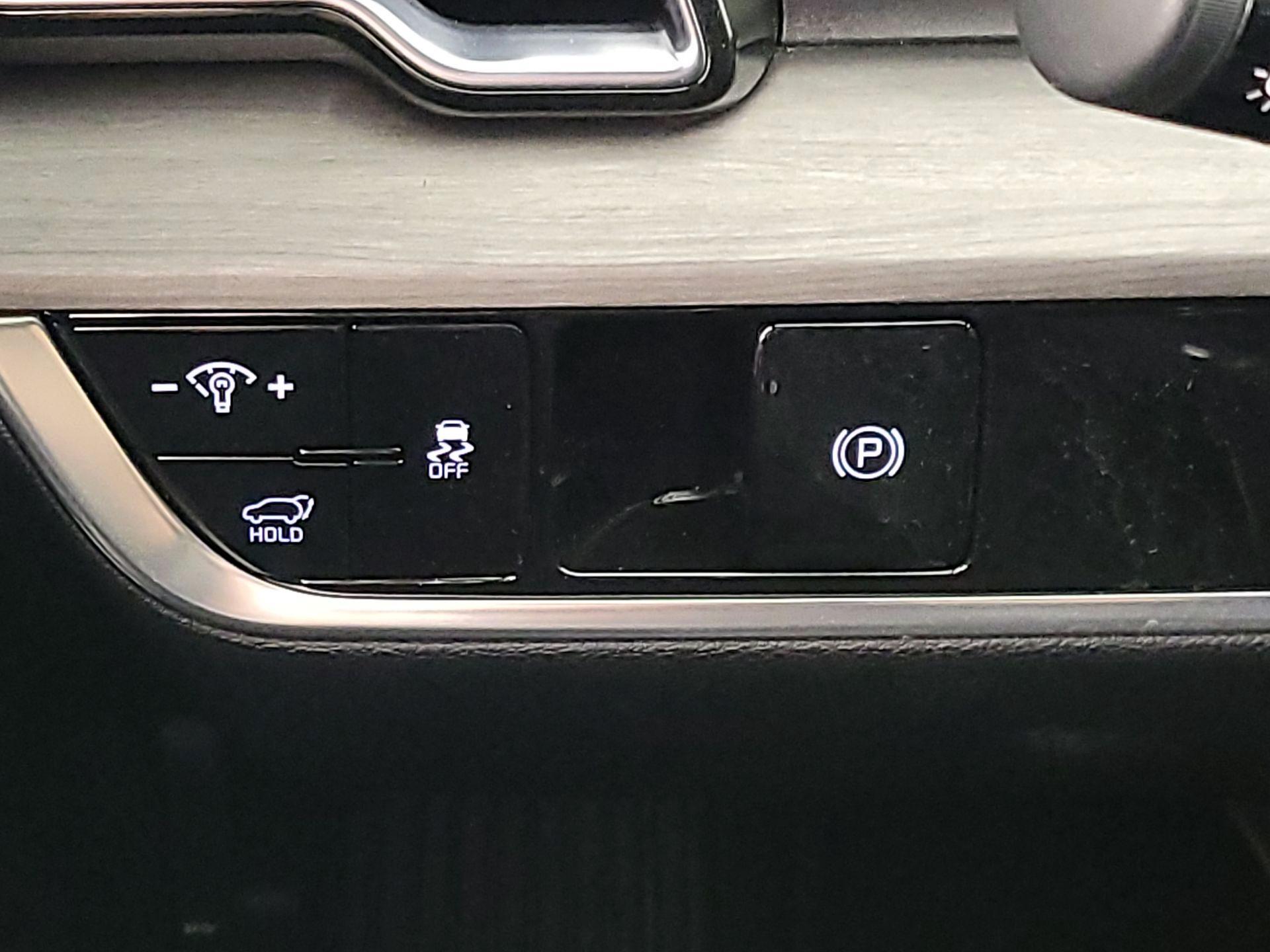 Thumbnail: 2023 Kia Sportage - 13