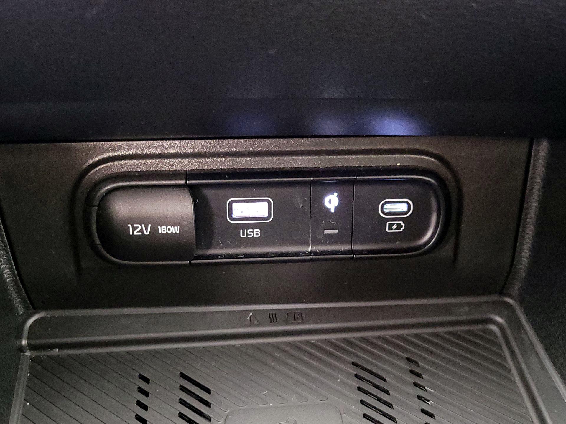 Thumbnail: 2023 Kia Sportage - 19