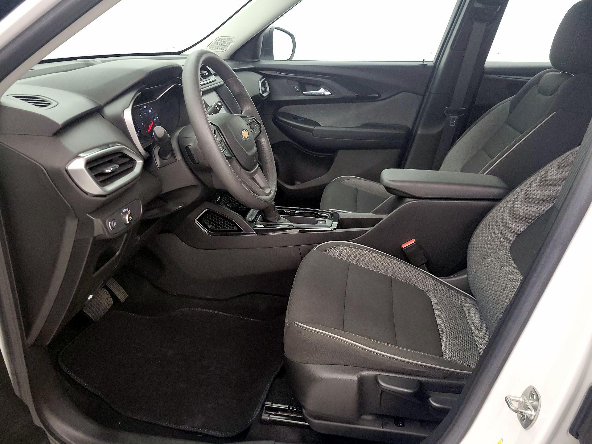 Thumbnail: 2021 Chevrolet TrailBlazer - 11