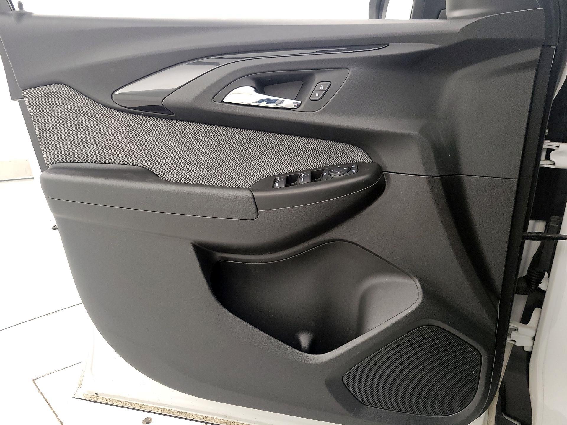 Thumbnail: 2021 Chevrolet TrailBlazer - 12