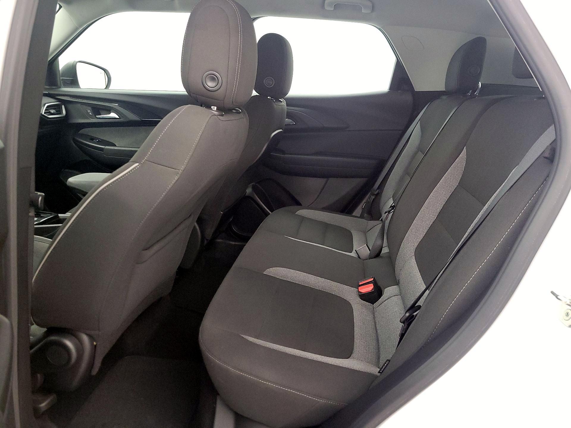 Thumbnail: 2021 Chevrolet TrailBlazer - 19