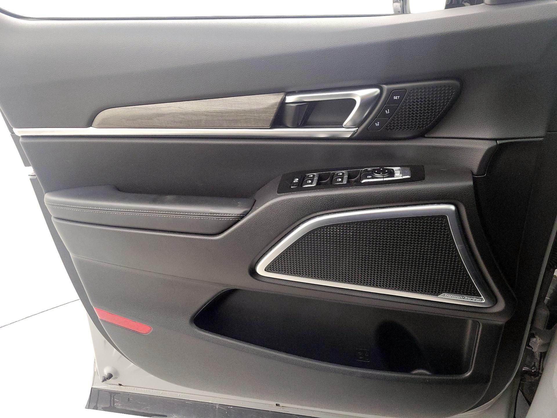 Thumbnail: 2021 Kia Telluride - 12