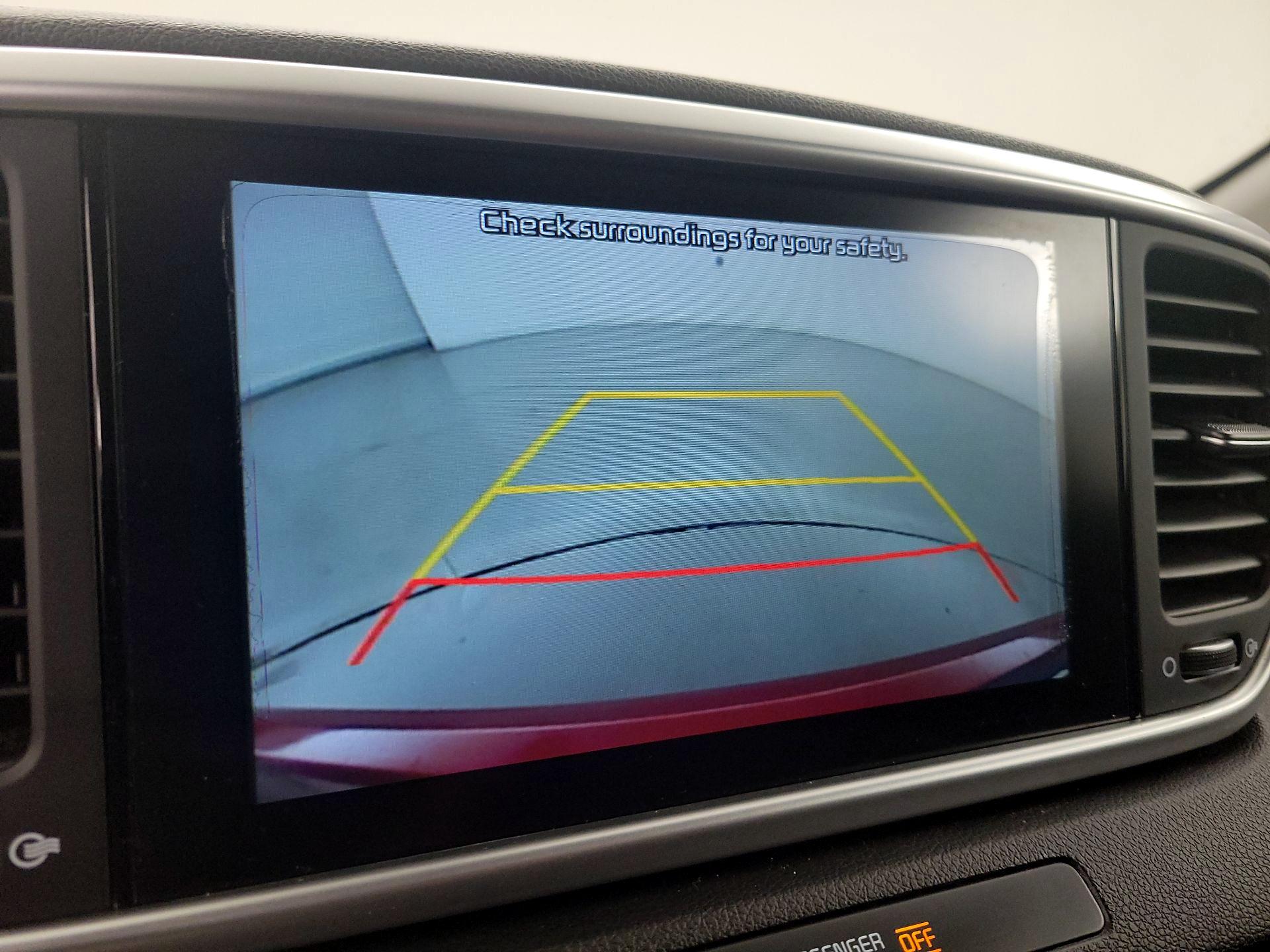 Thumbnail: 2020 Kia Sportage - 14