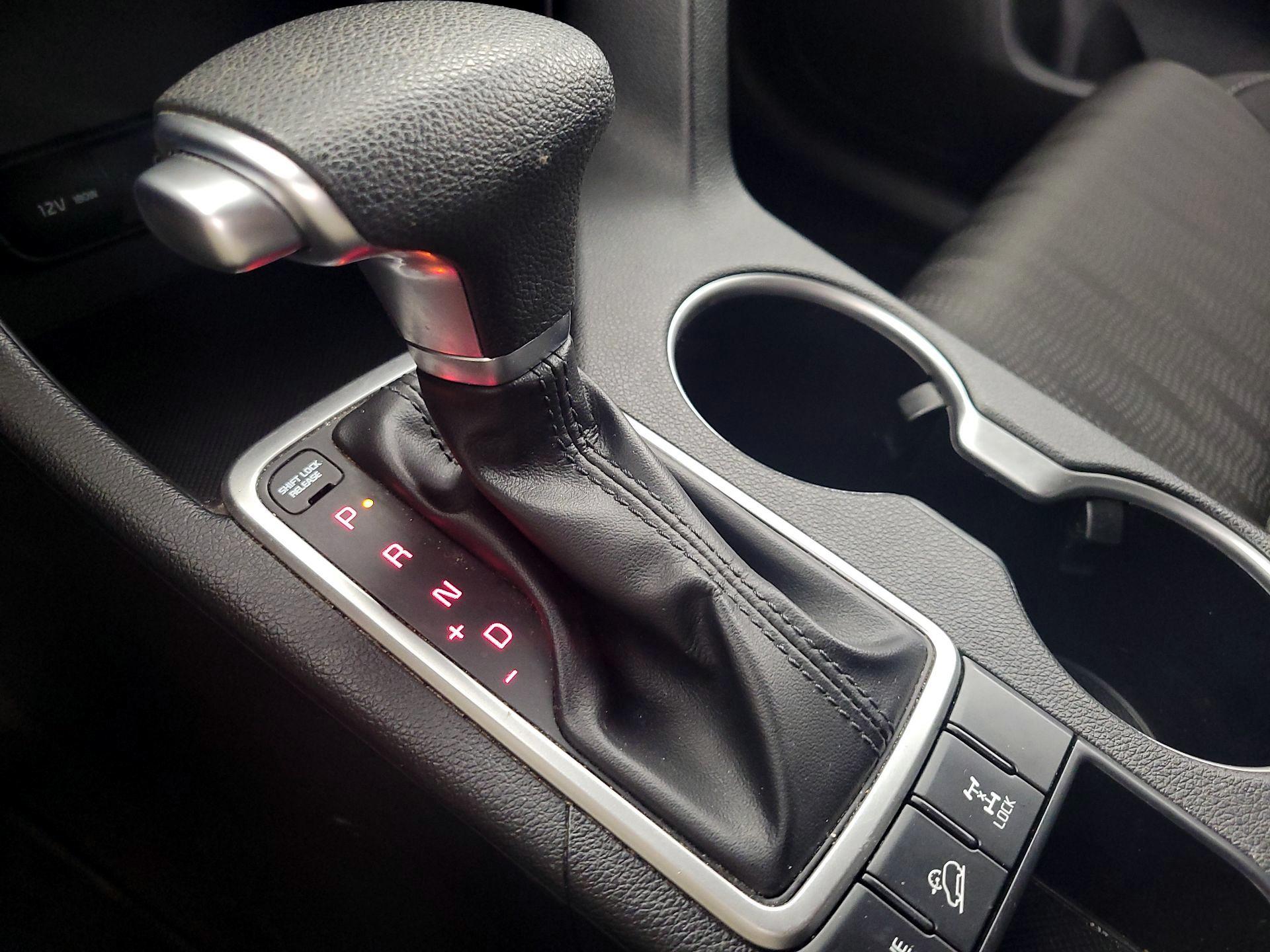 Thumbnail: 2020 Kia Sportage - 17