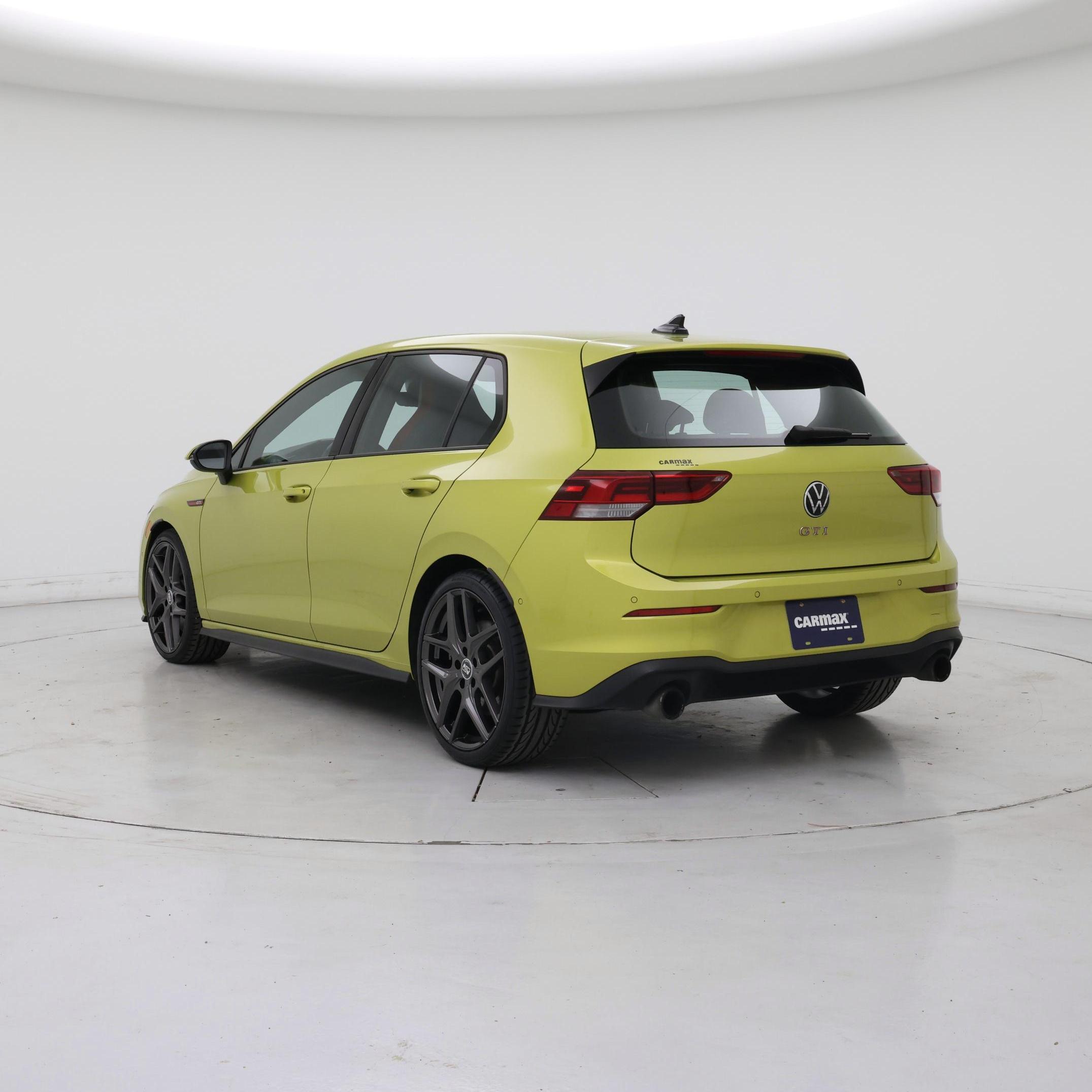 Thumbnail: 2022 Volkswagen Golf - 2