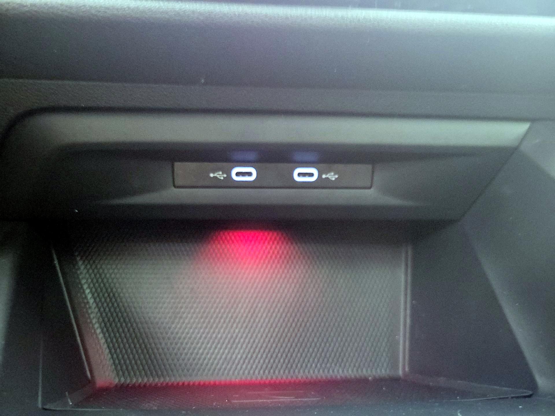 Thumbnail: 2022 Volkswagen Golf - 19