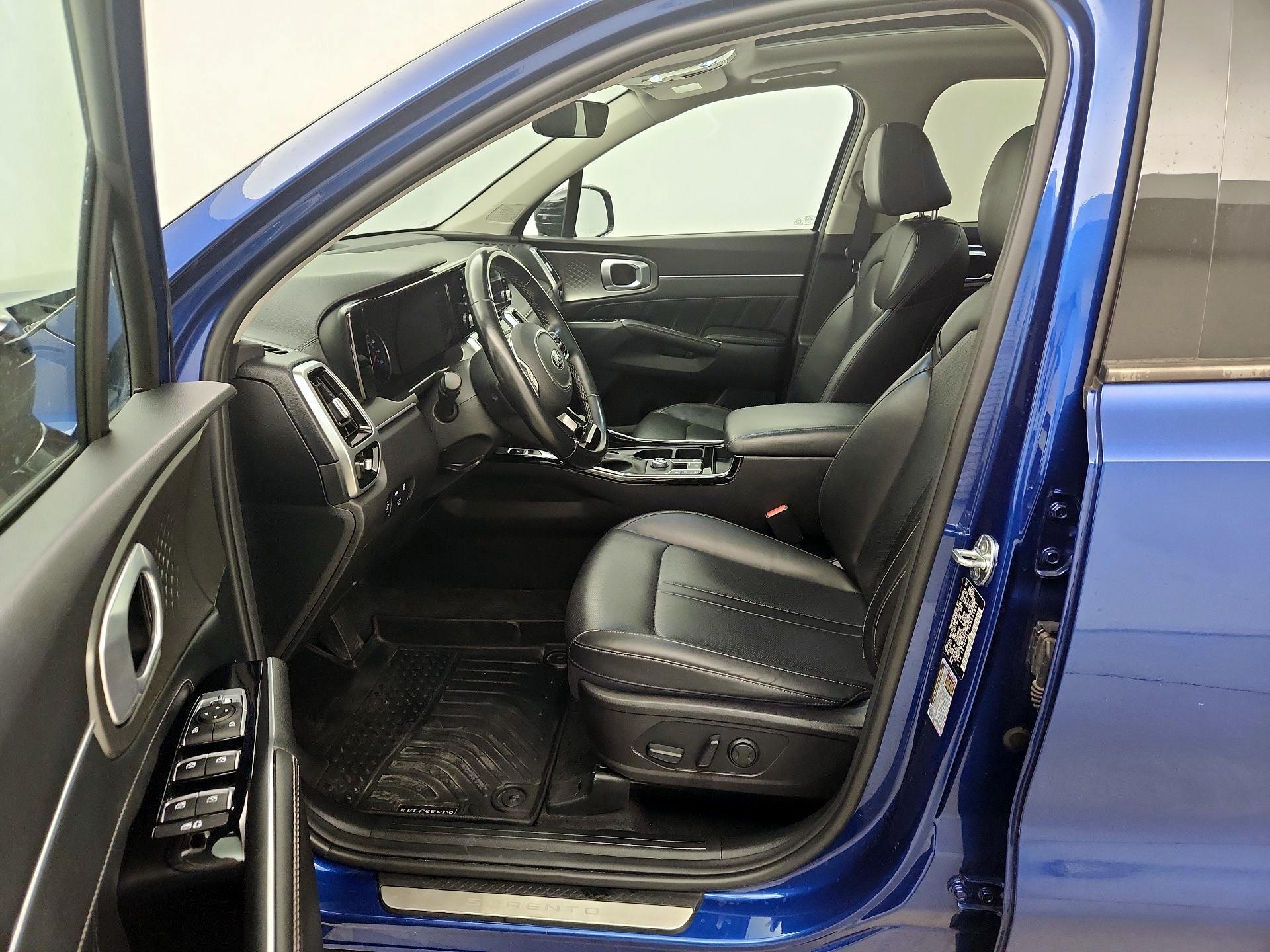 Thumbnail: 2021 Kia Sorento - 11