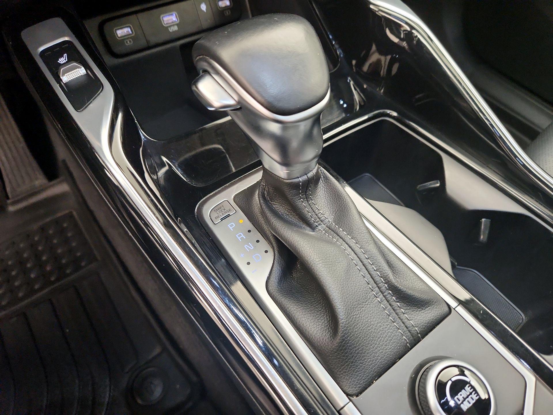 Thumbnail: 2021 Kia Sorento - 18