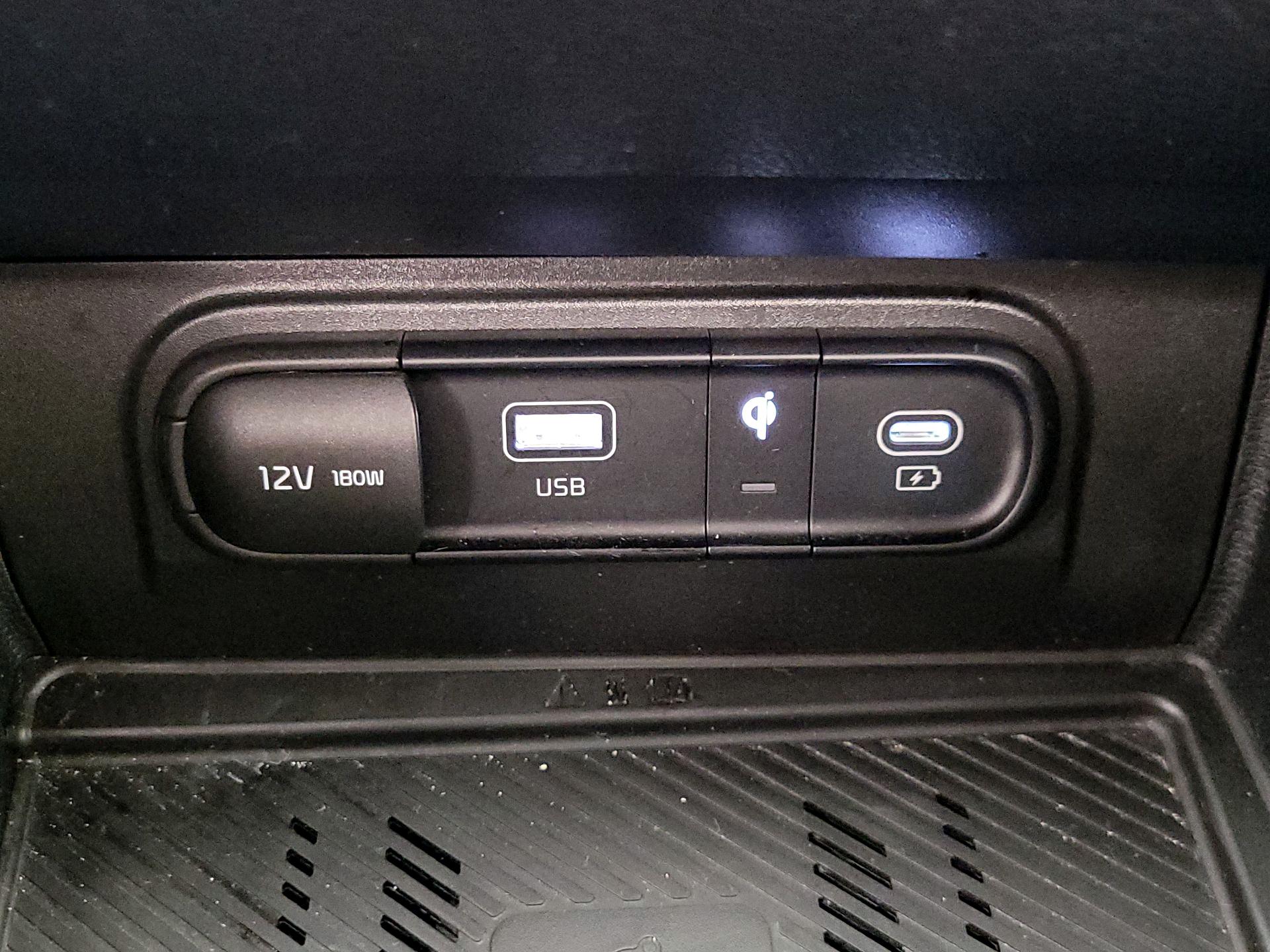 Thumbnail: 2023 Kia Sportage - 19