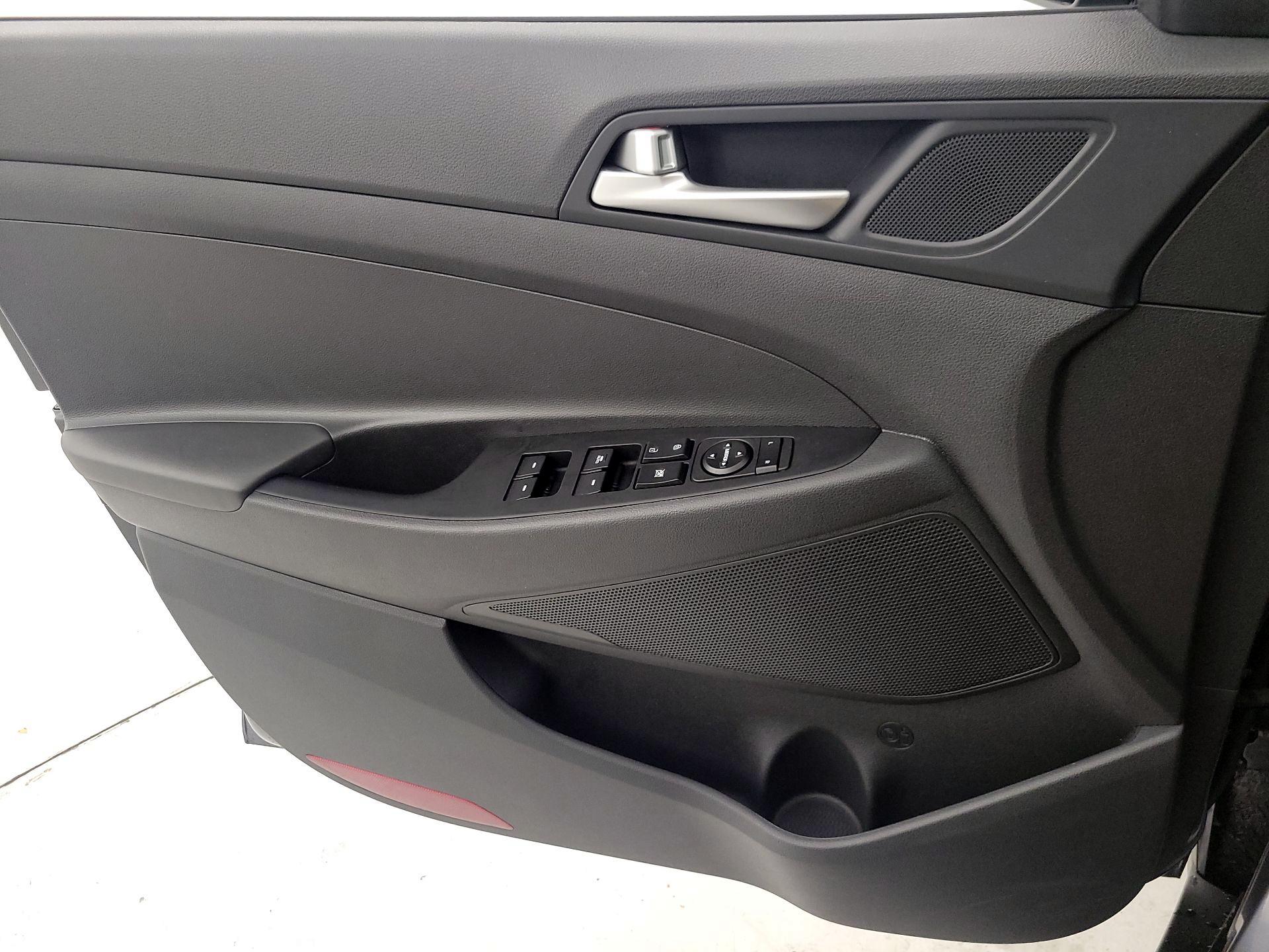 Thumbnail: 2021 Hyundai Tucson - 12