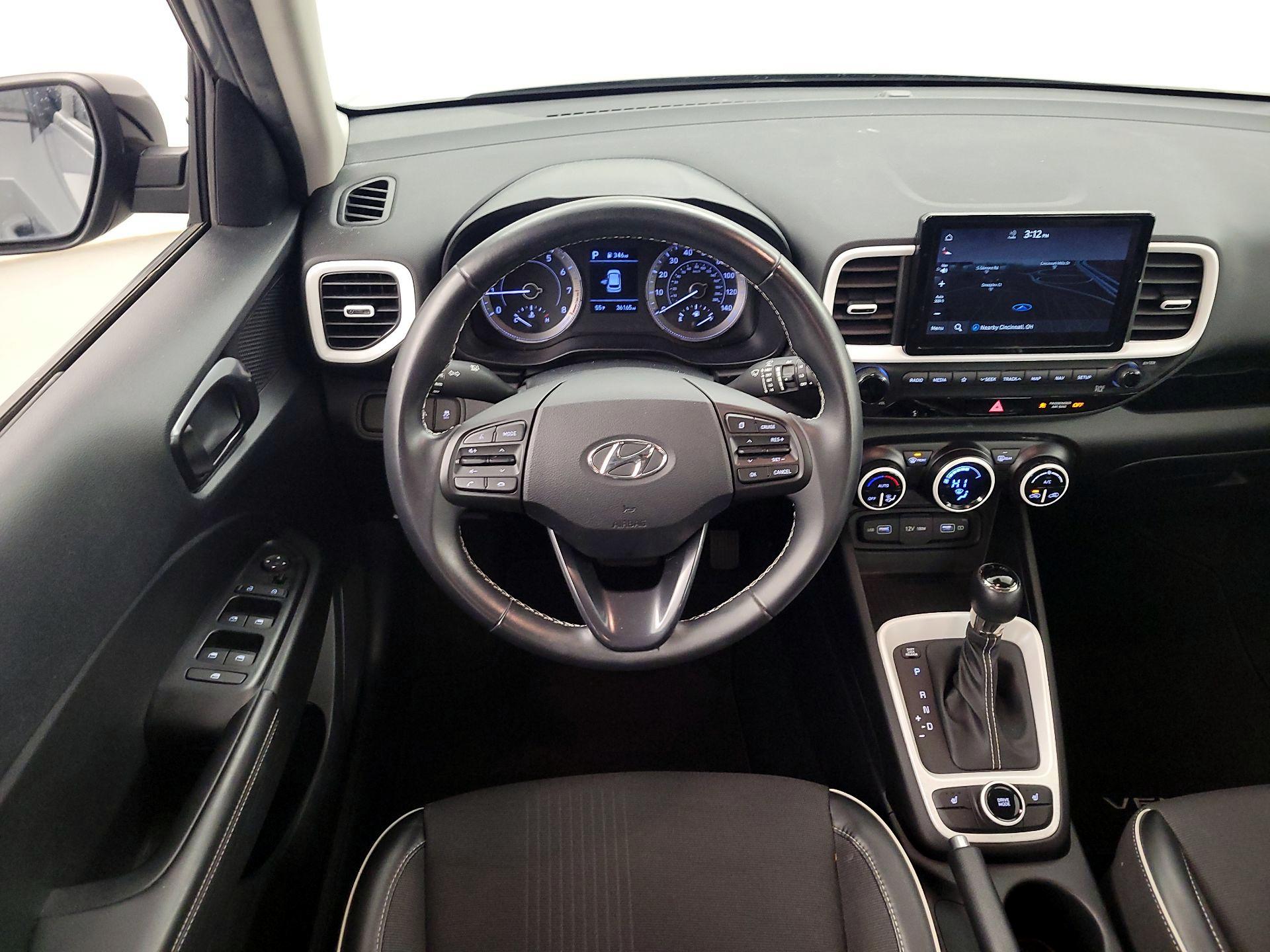 Thumbnail: 2022 Hyundai Venue - 10