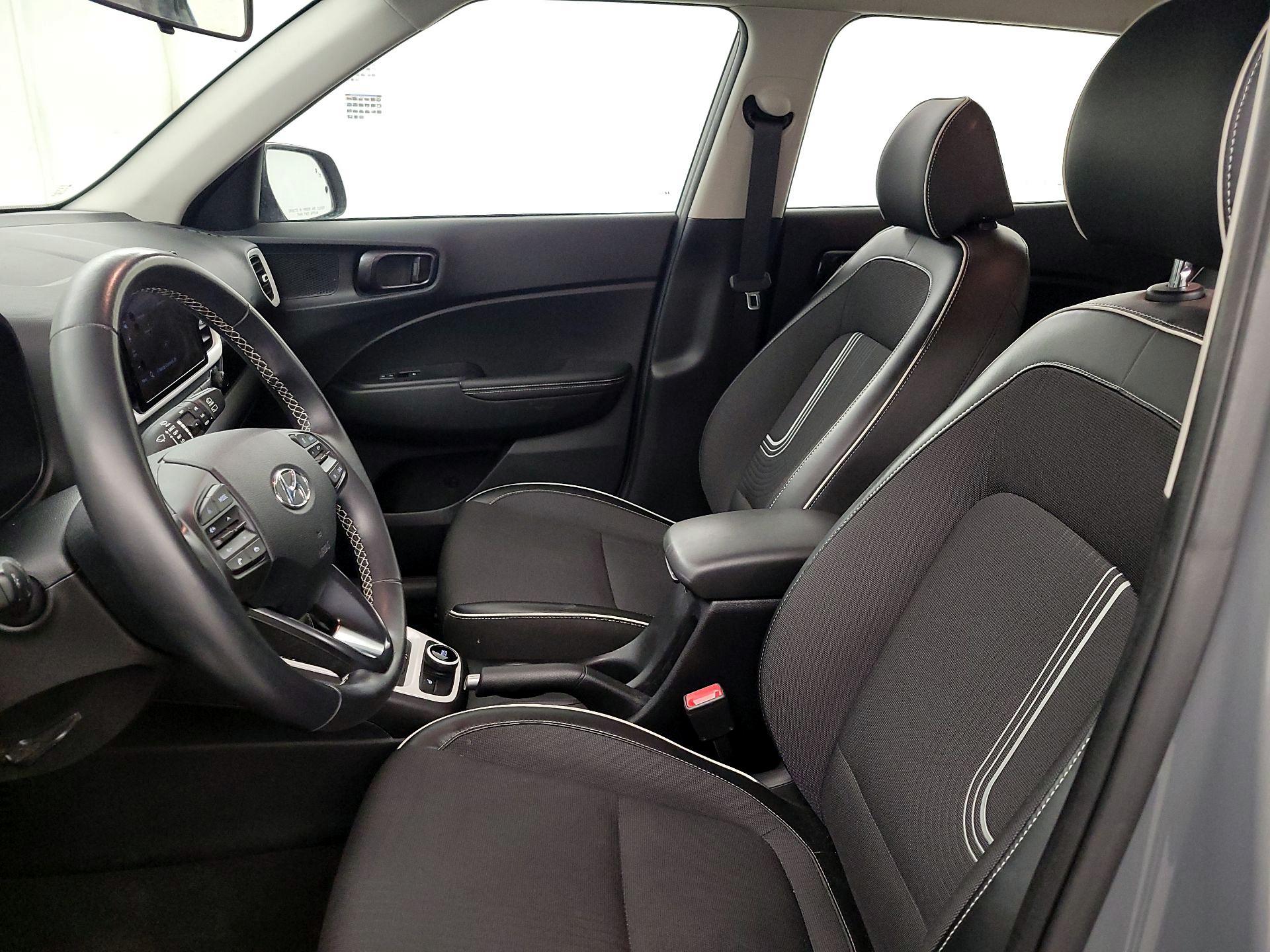 Thumbnail: 2022 Hyundai Venue - 11