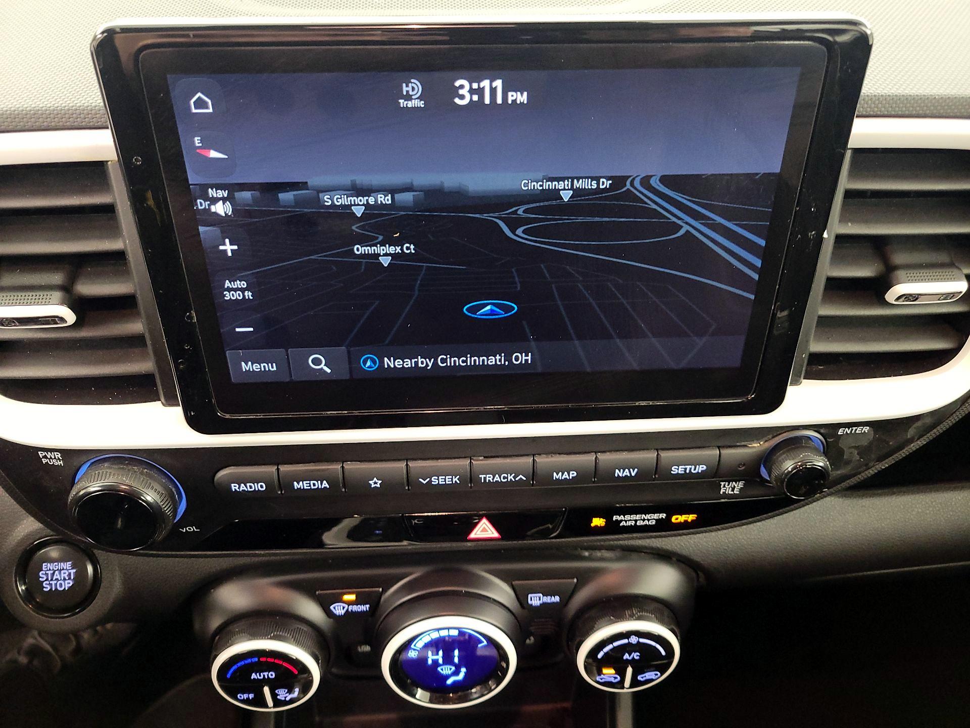 Thumbnail: 2022 Hyundai Venue - 14