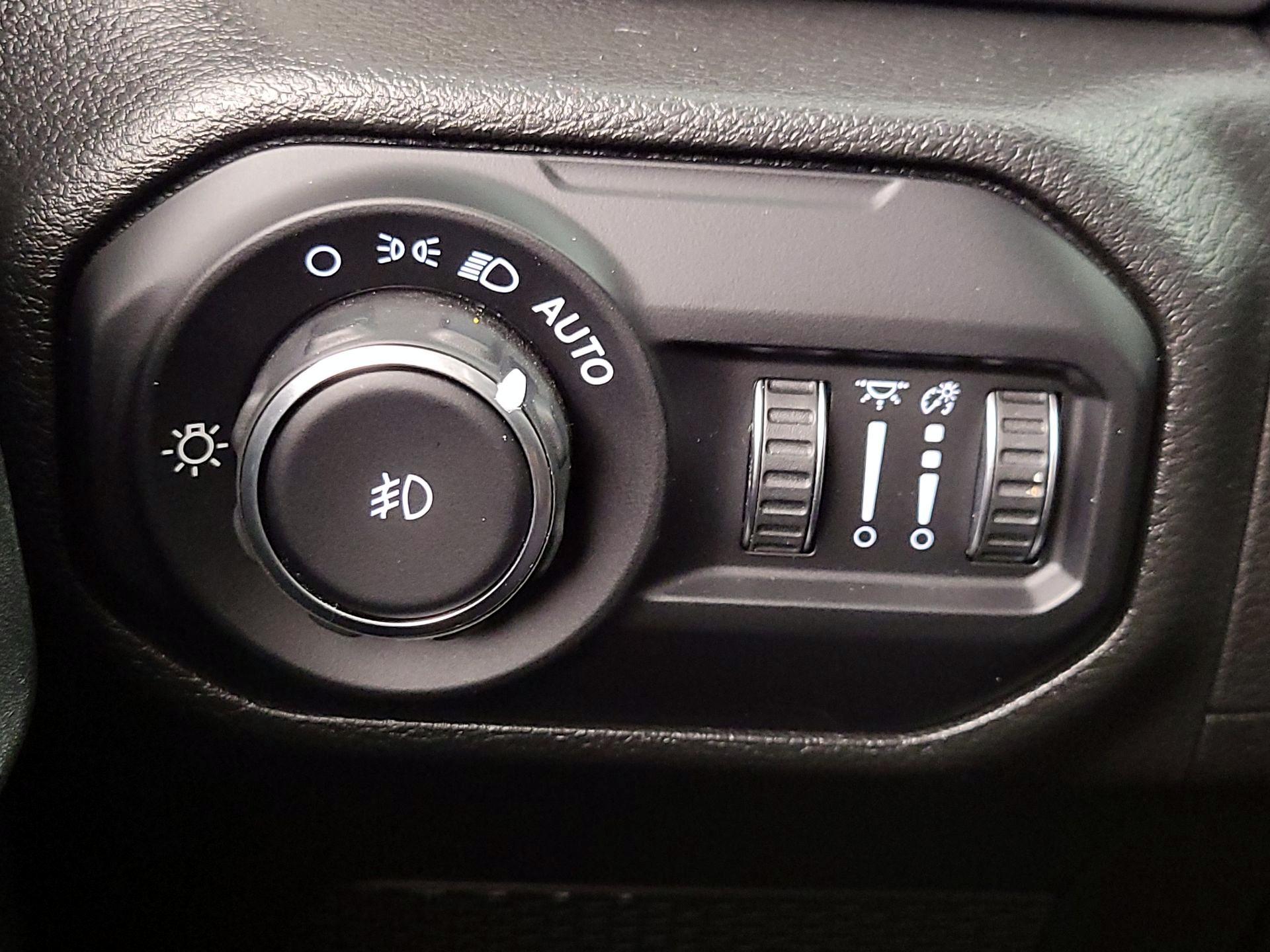 Thumbnail: 2022 Jeep Wrangler - 13