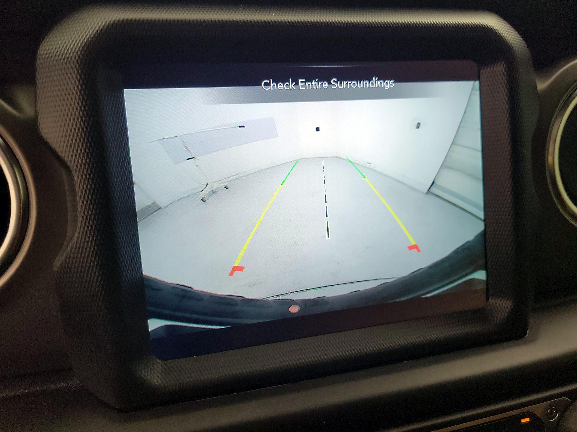 Thumbnail: 2022 Jeep Wrangler - 14