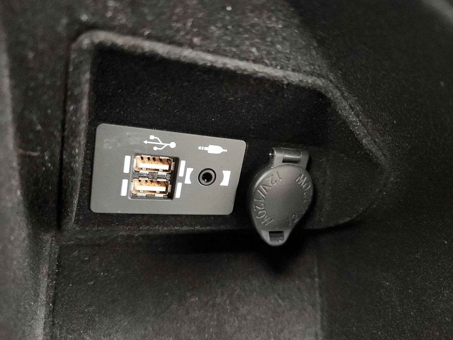 Thumbnail: 2023 Lexus IS - 19