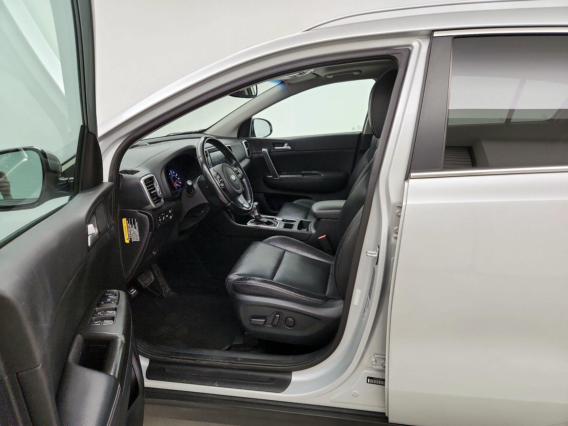 Thumbnail: 2017 Kia Sportage - 11