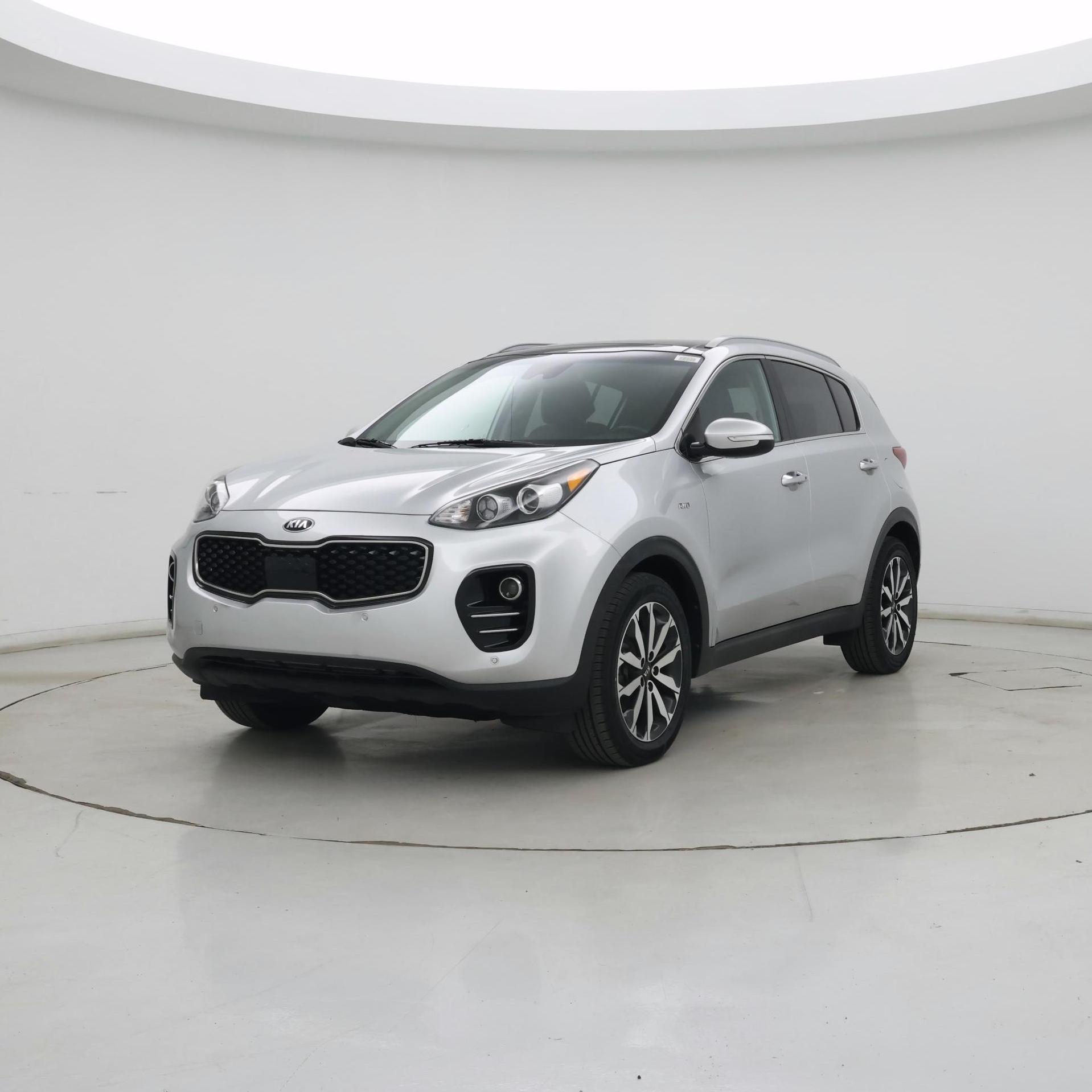 Thumbnail: 2017 Kia Sportage - 4