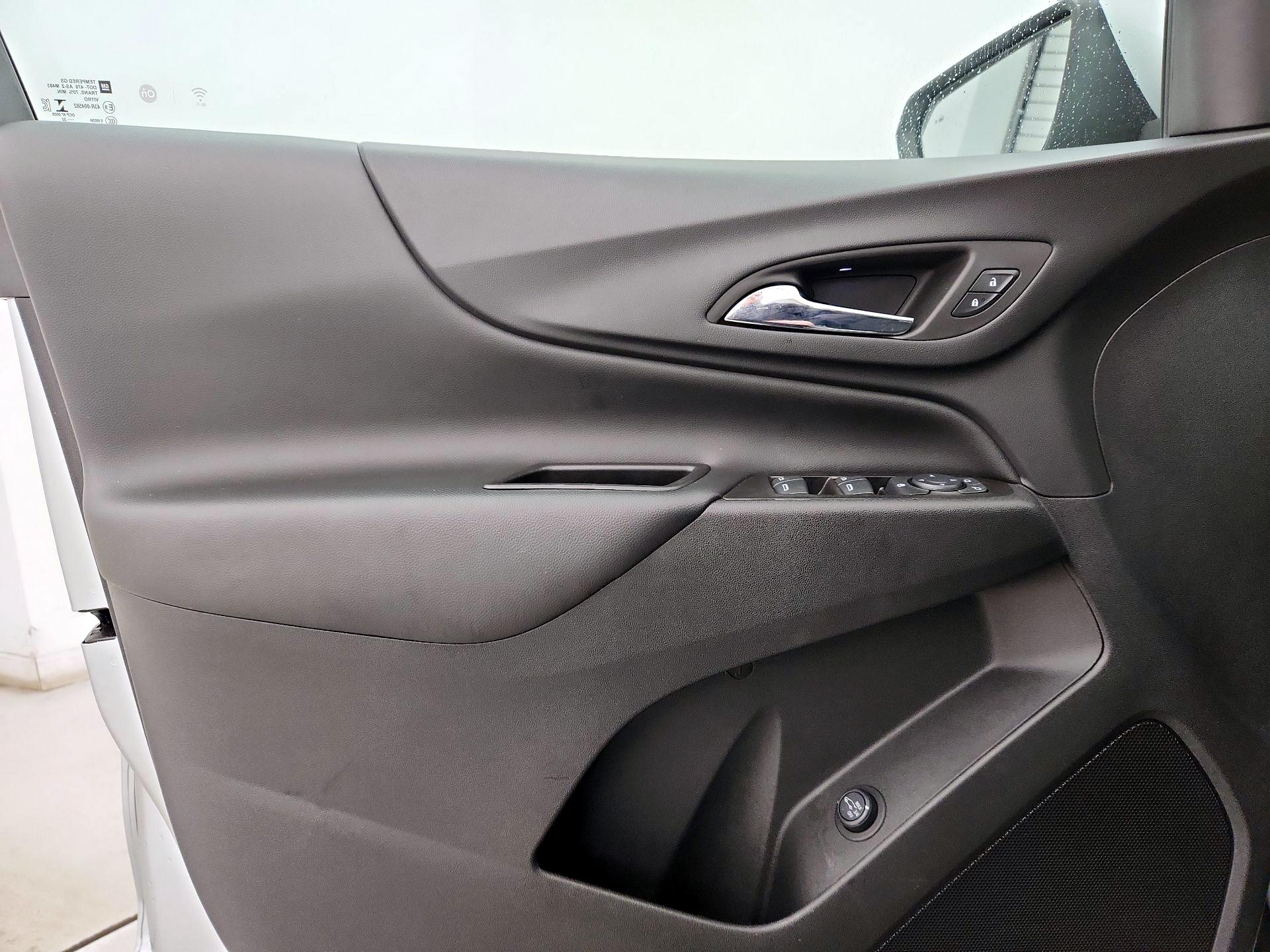 Thumbnail: 2022 Chevrolet Equinox - 12