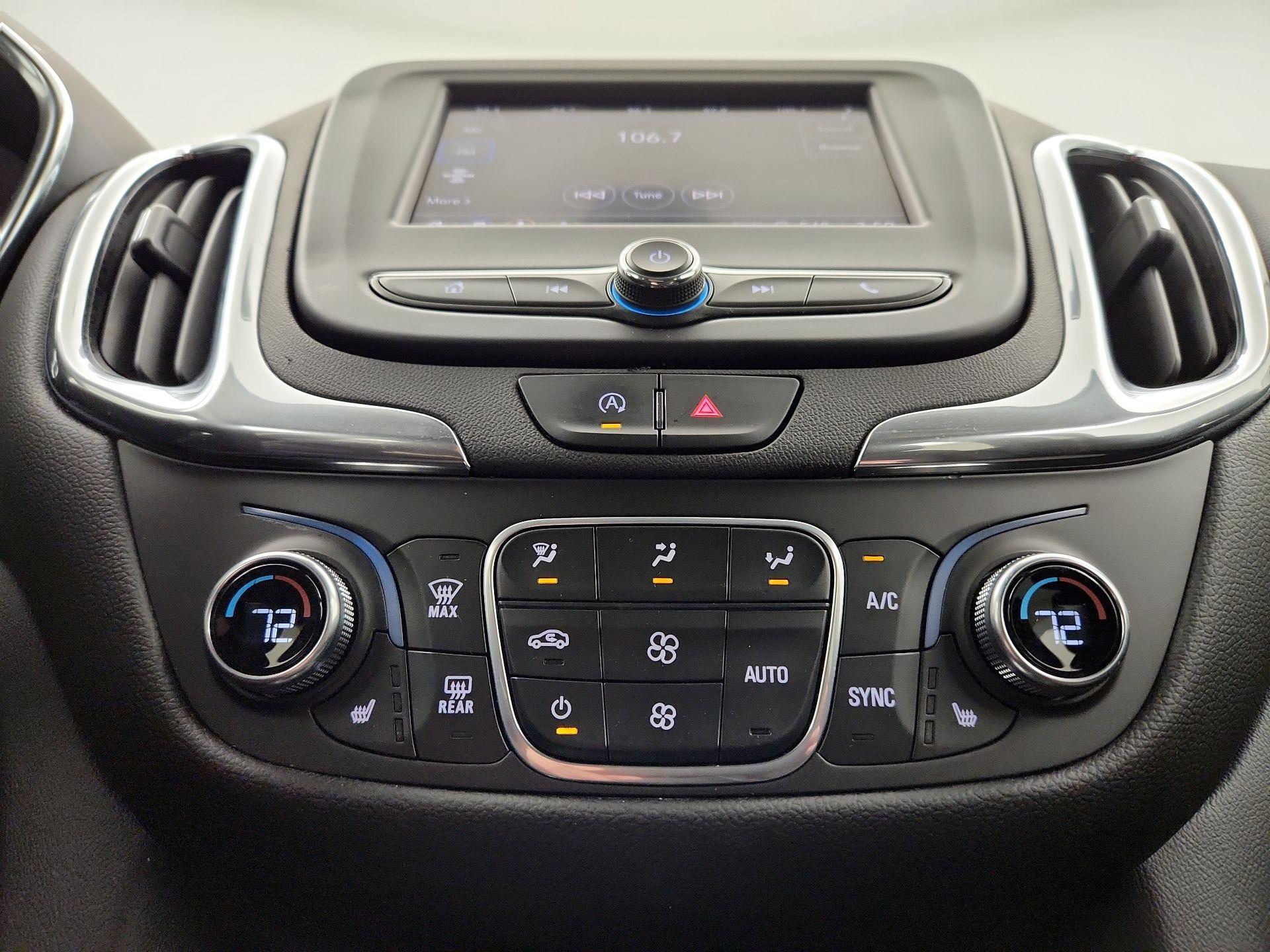 Thumbnail: 2022 Chevrolet Equinox - 16