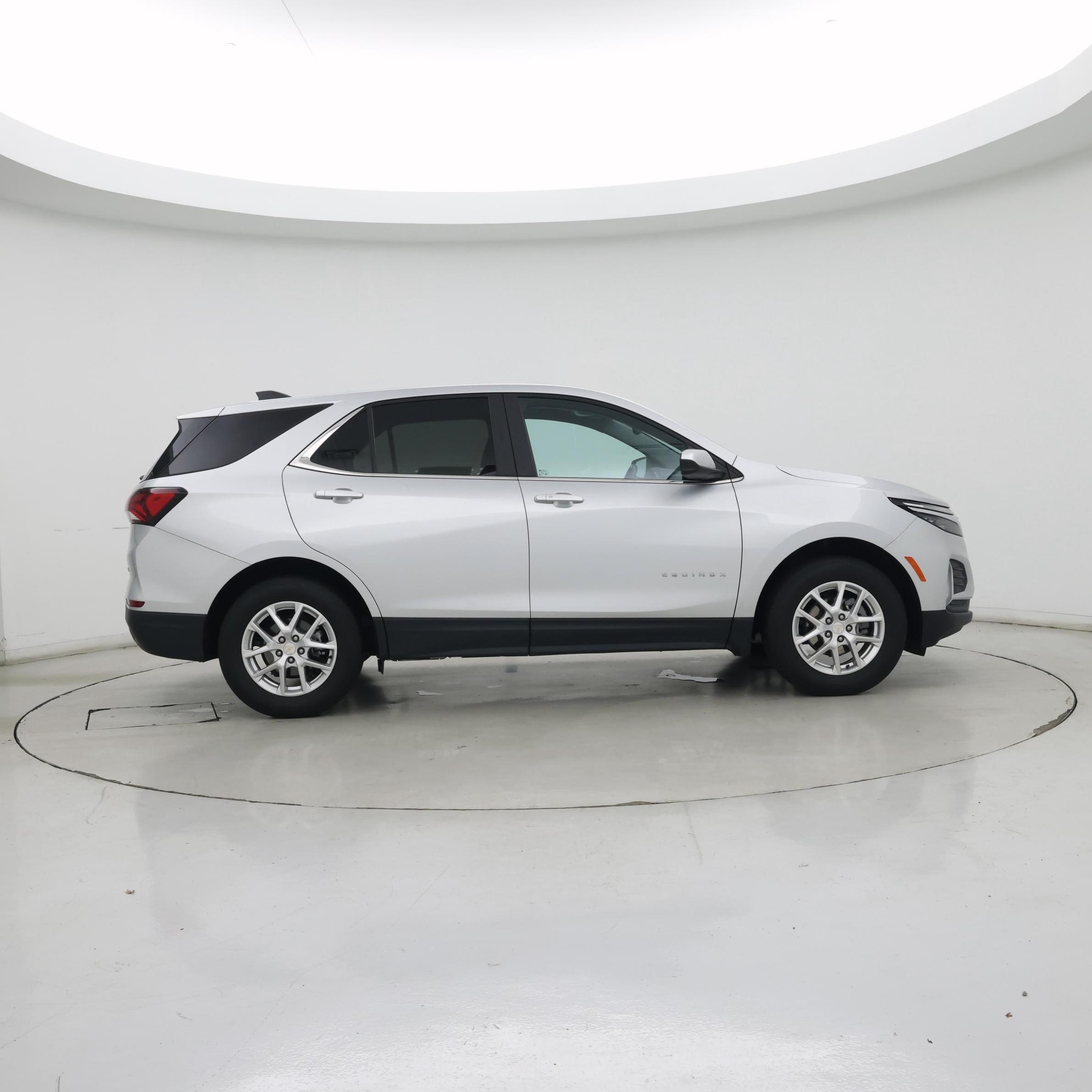 Thumbnail: 2022 Chevrolet Equinox - 7