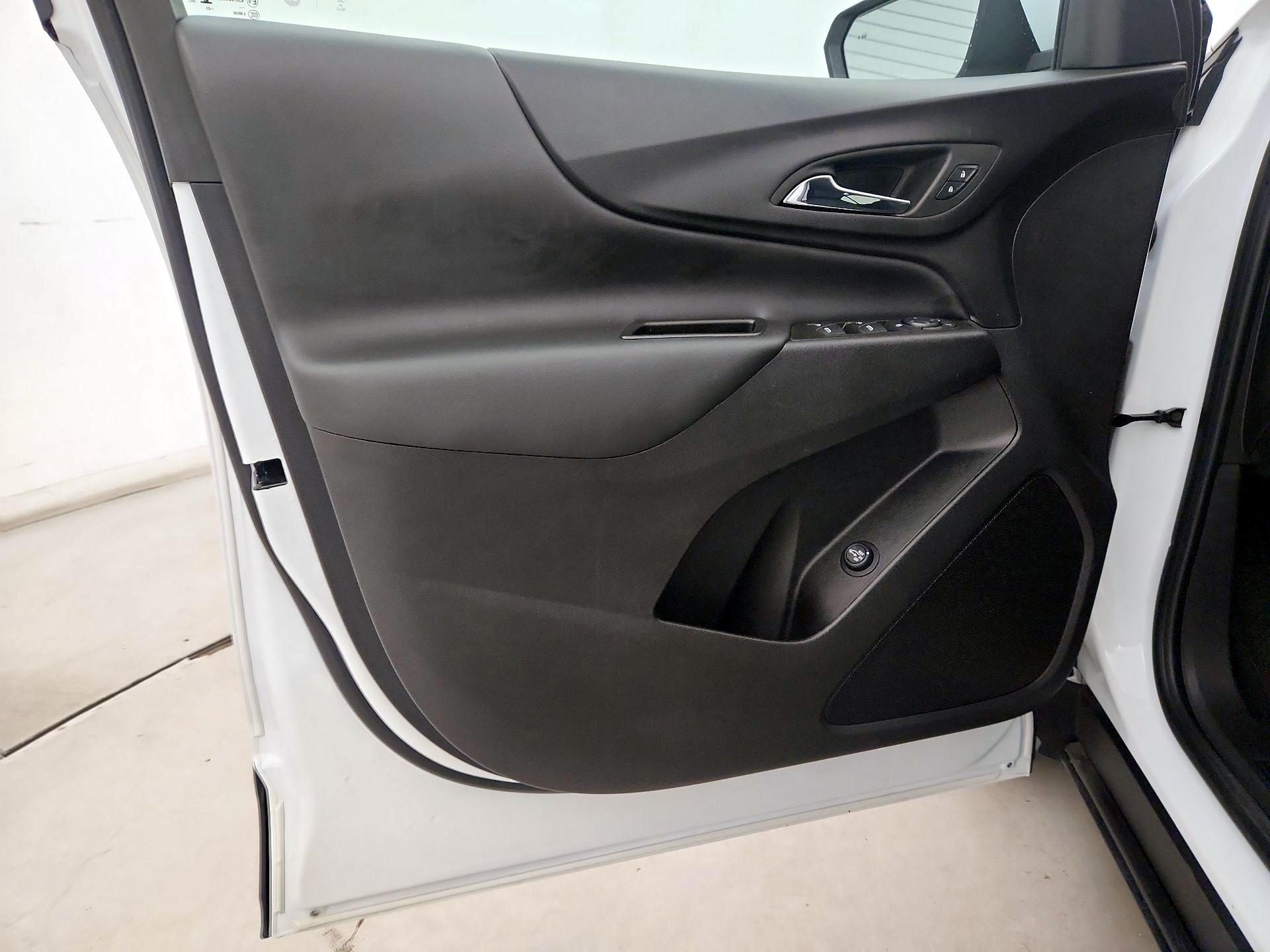 Thumbnail: 2024 Chevrolet Equinox - 12