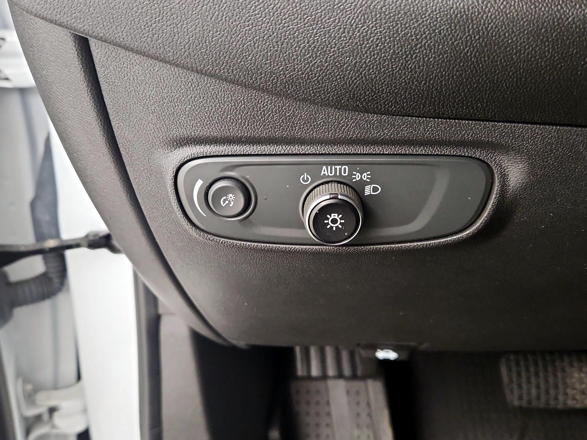 Thumbnail: 2024 Chevrolet Equinox - 13