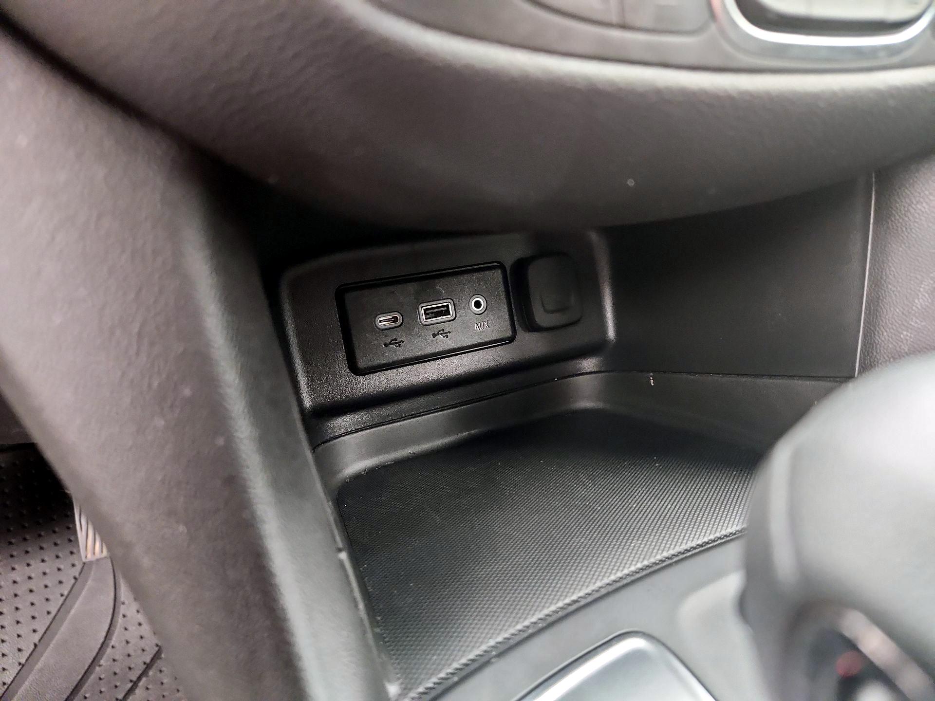 Thumbnail: 2024 Chevrolet Equinox - 18