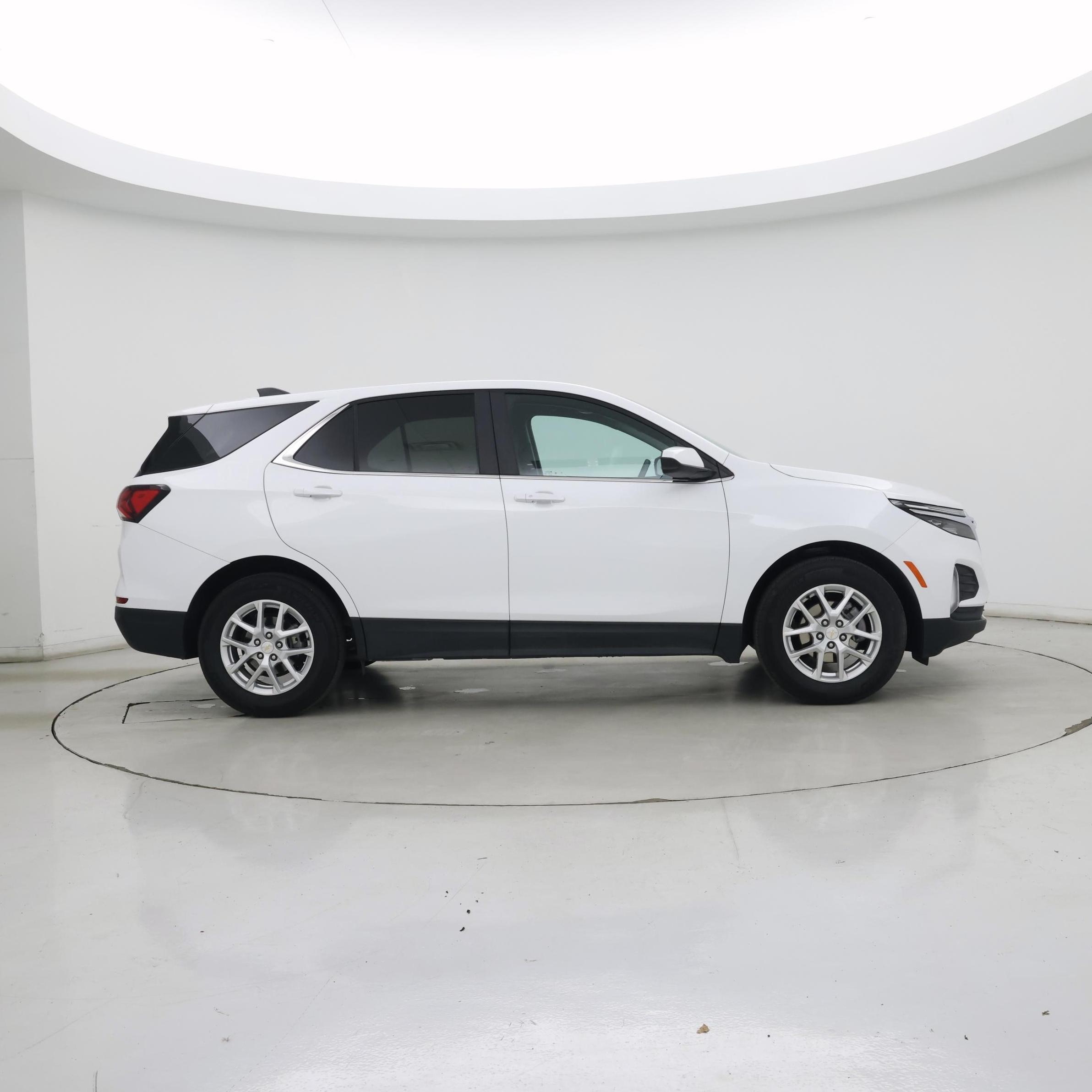 Thumbnail: 2024 Chevrolet Equinox - 7