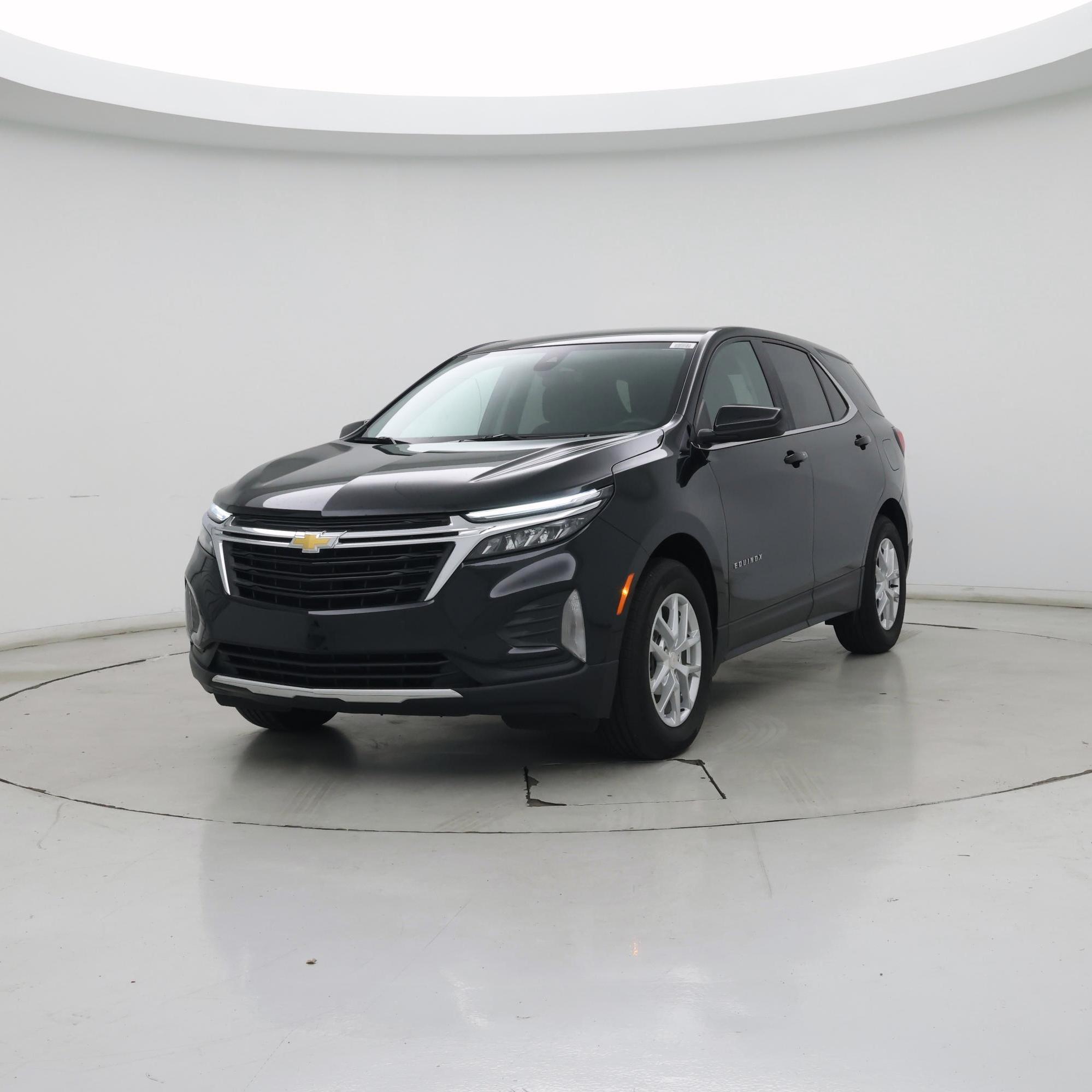 Thumbnail: 2023 Chevrolet Equinox - 4