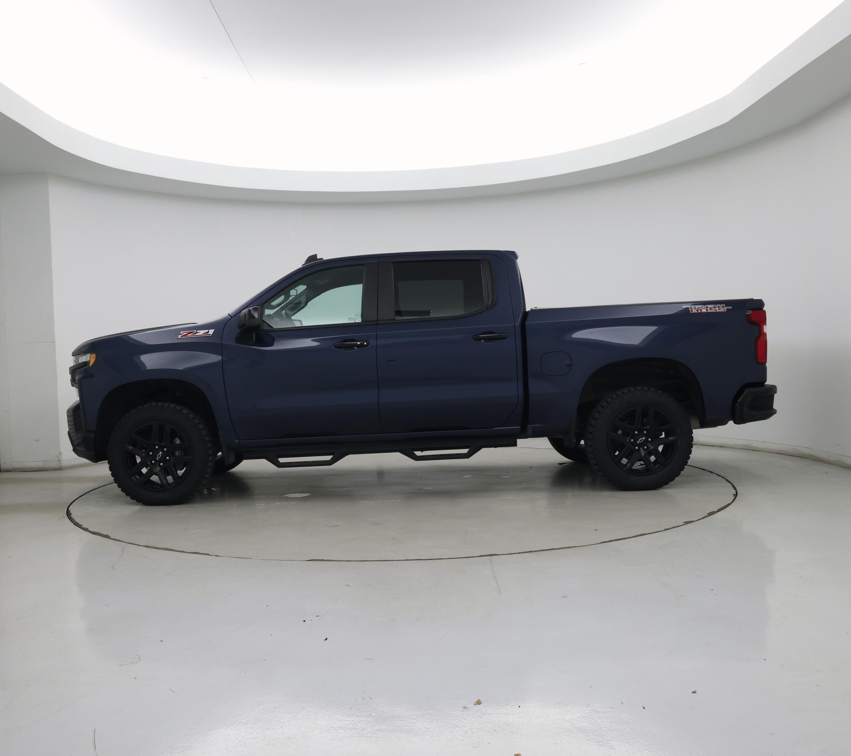 Thumbnail: 2021 Chevrolet Silverado 1500 - 3