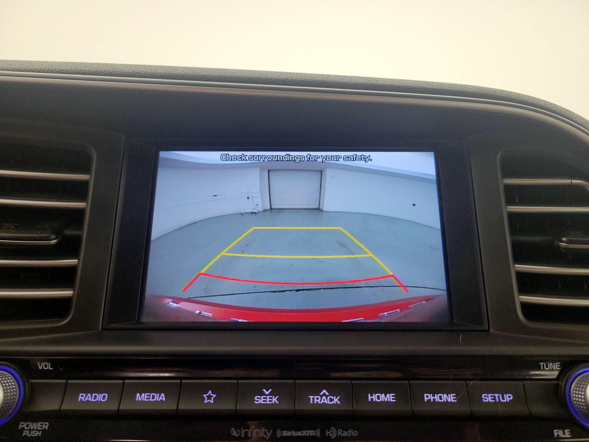 Thumbnail: 2020 Hyundai Elantra - 14