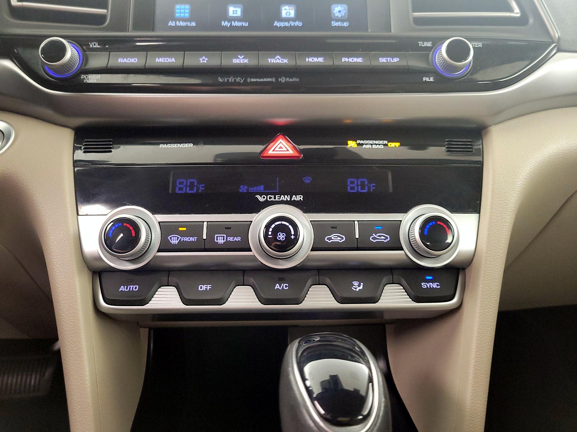 Thumbnail: 2020 Hyundai Elantra - 16