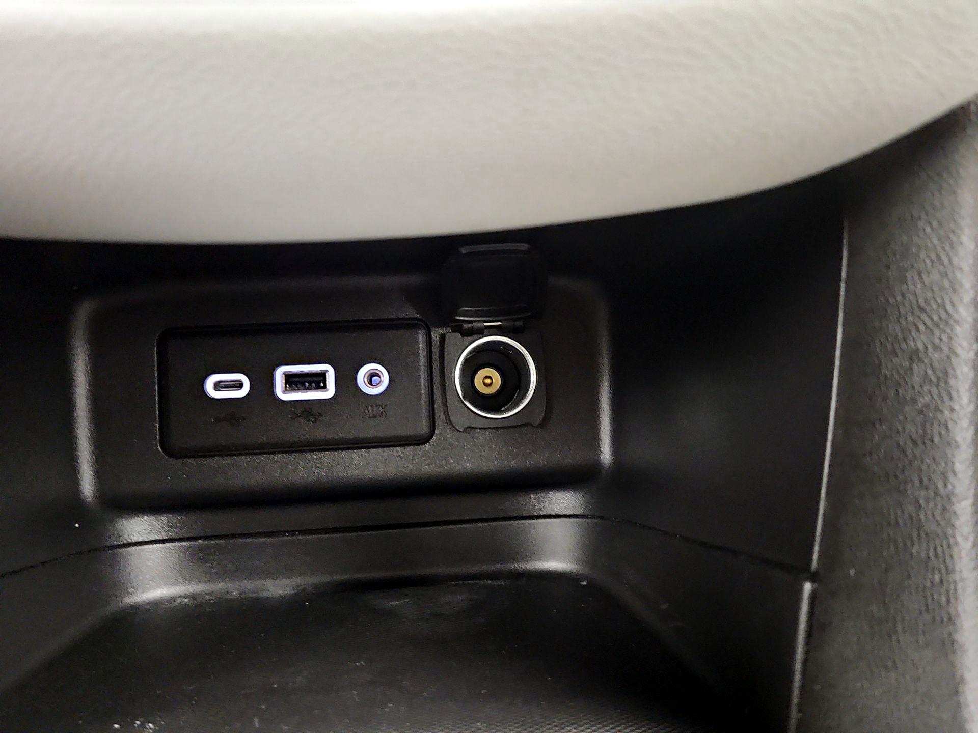 Thumbnail: 2022 Chevrolet Equinox - 18