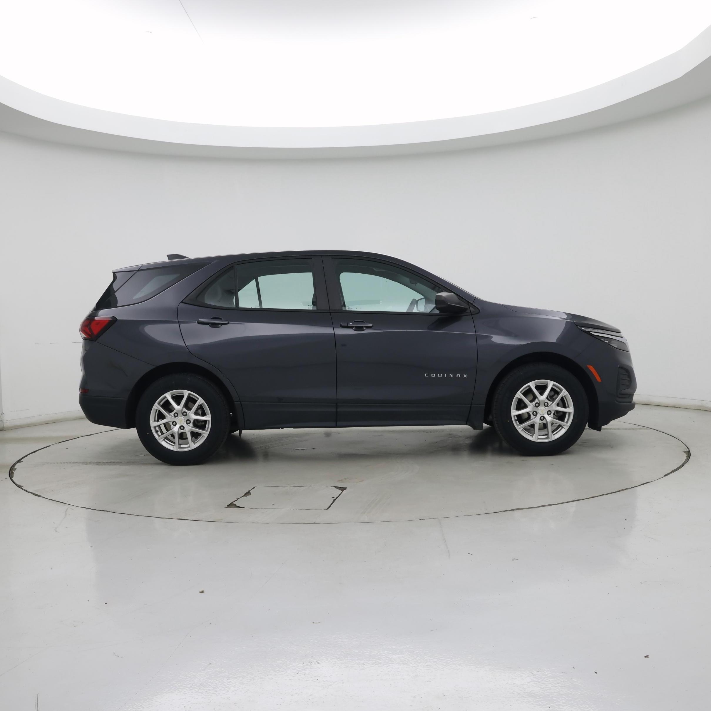 Thumbnail: 2022 Chevrolet Equinox - 7