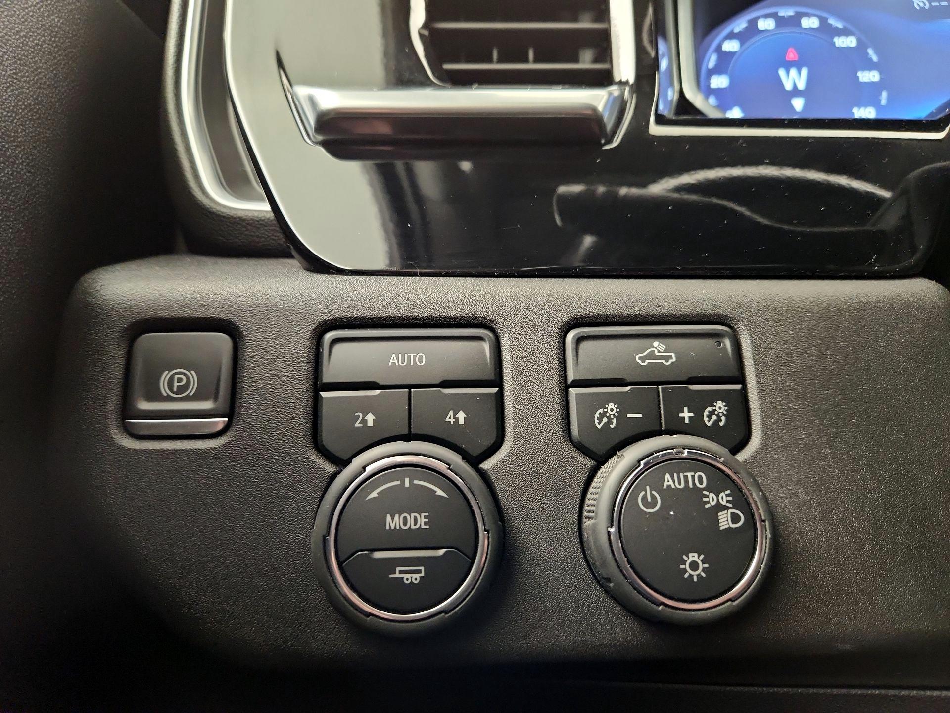 Thumbnail: 2022 Chevrolet Silverado 1500 - 13