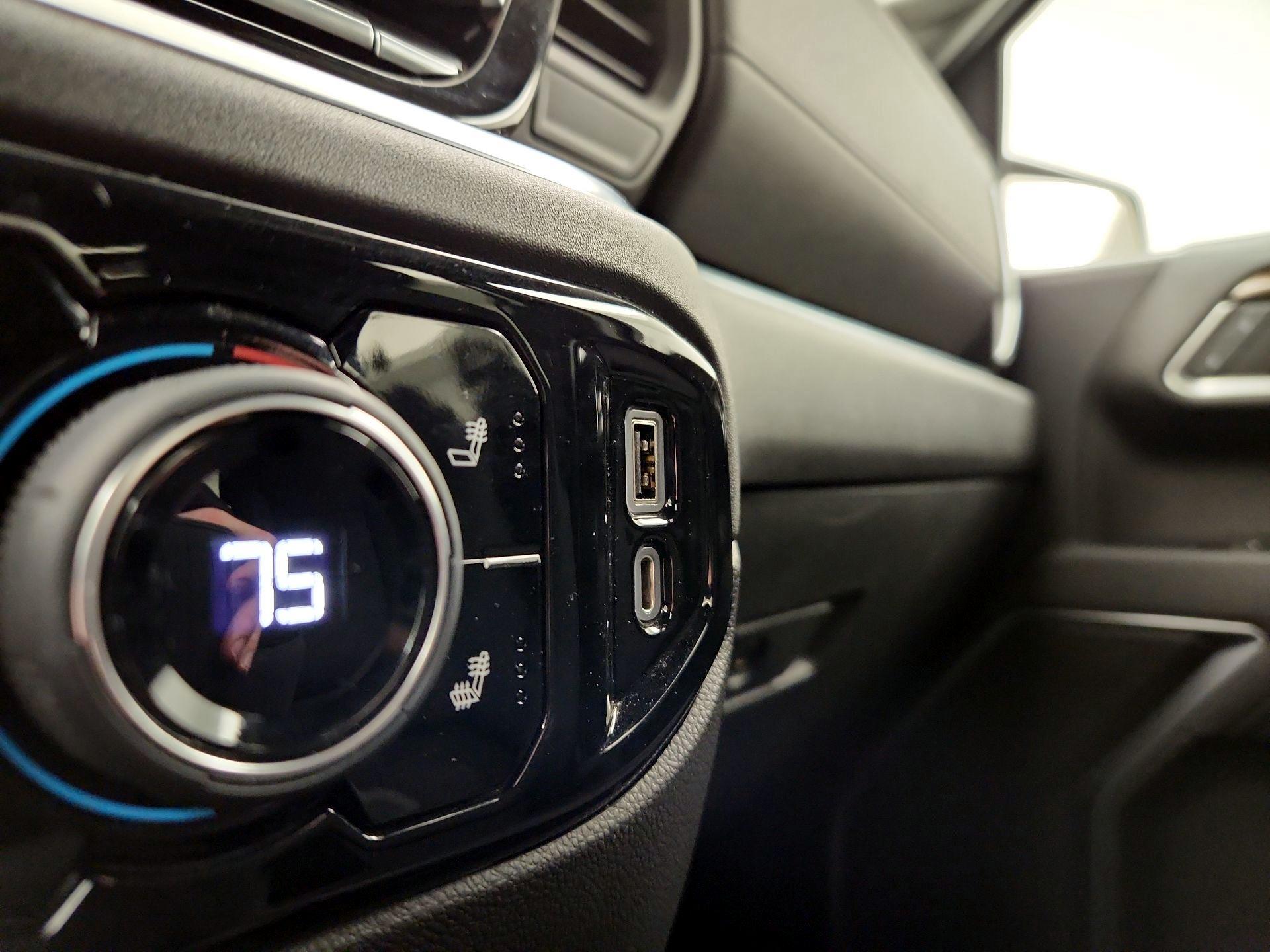 Thumbnail: 2022 Chevrolet Silverado 1500 - 18