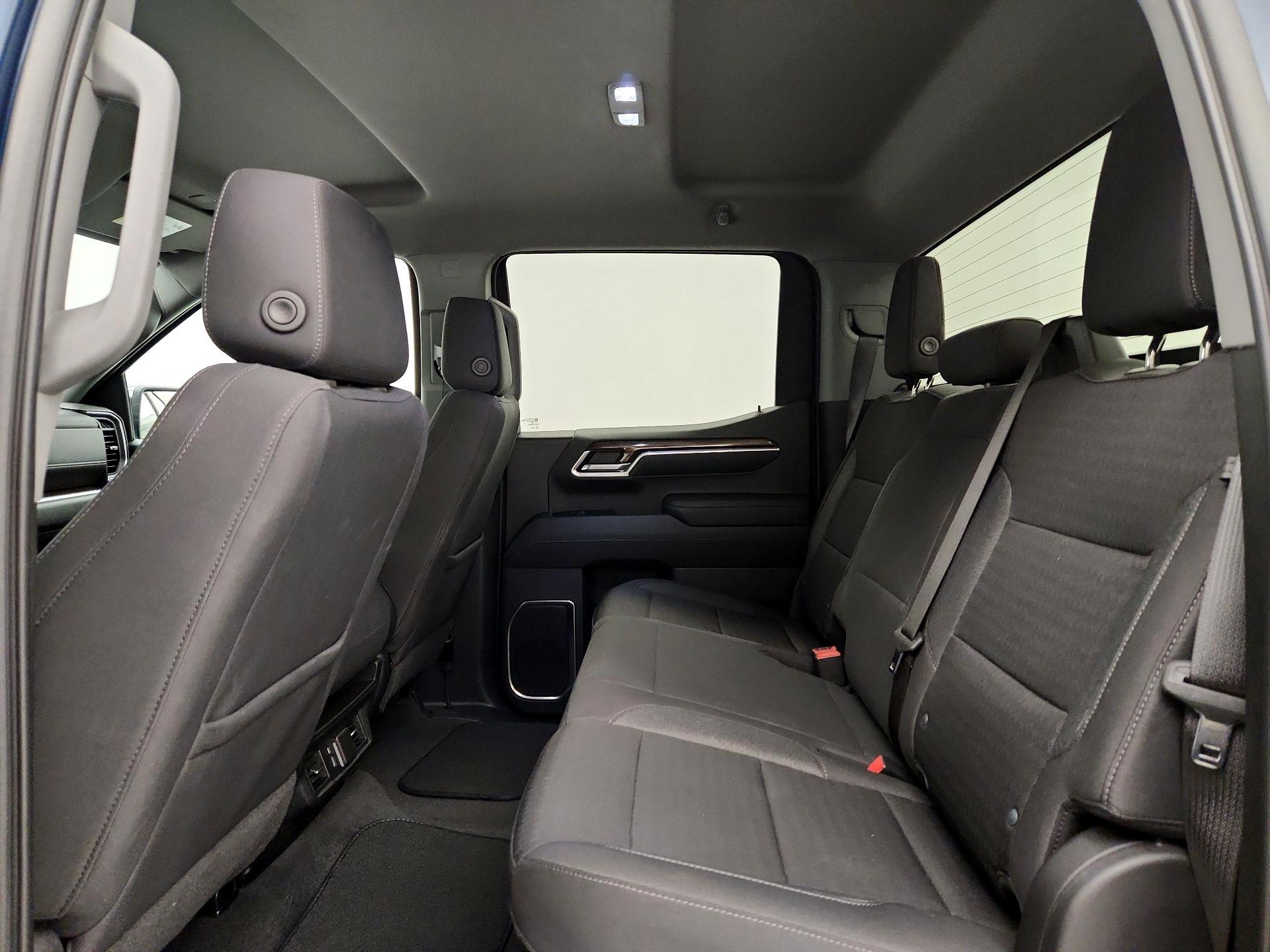 Thumbnail: 2022 Chevrolet Silverado 1500 - 19