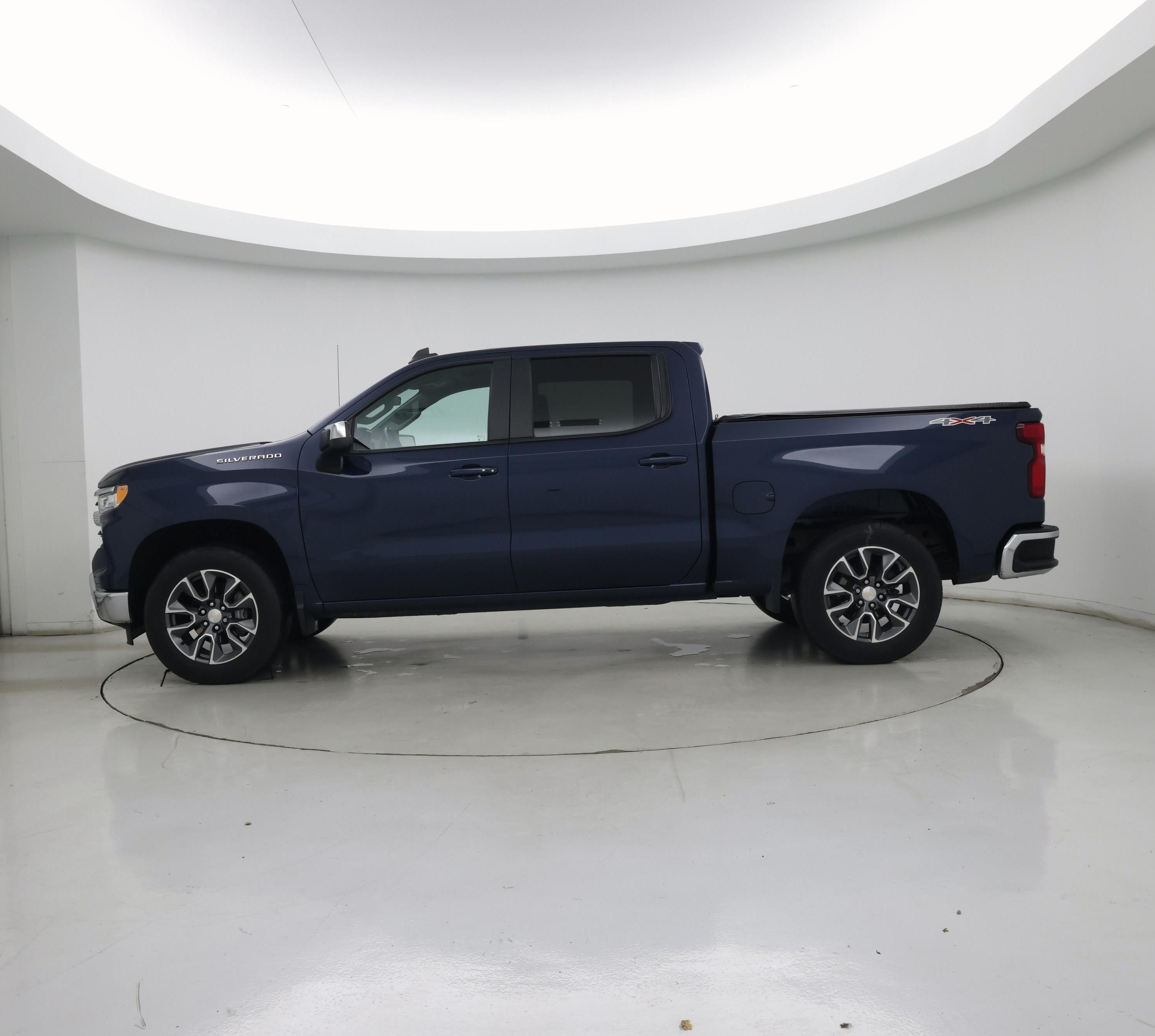 Thumbnail: 2022 Chevrolet Silverado 1500 - 3