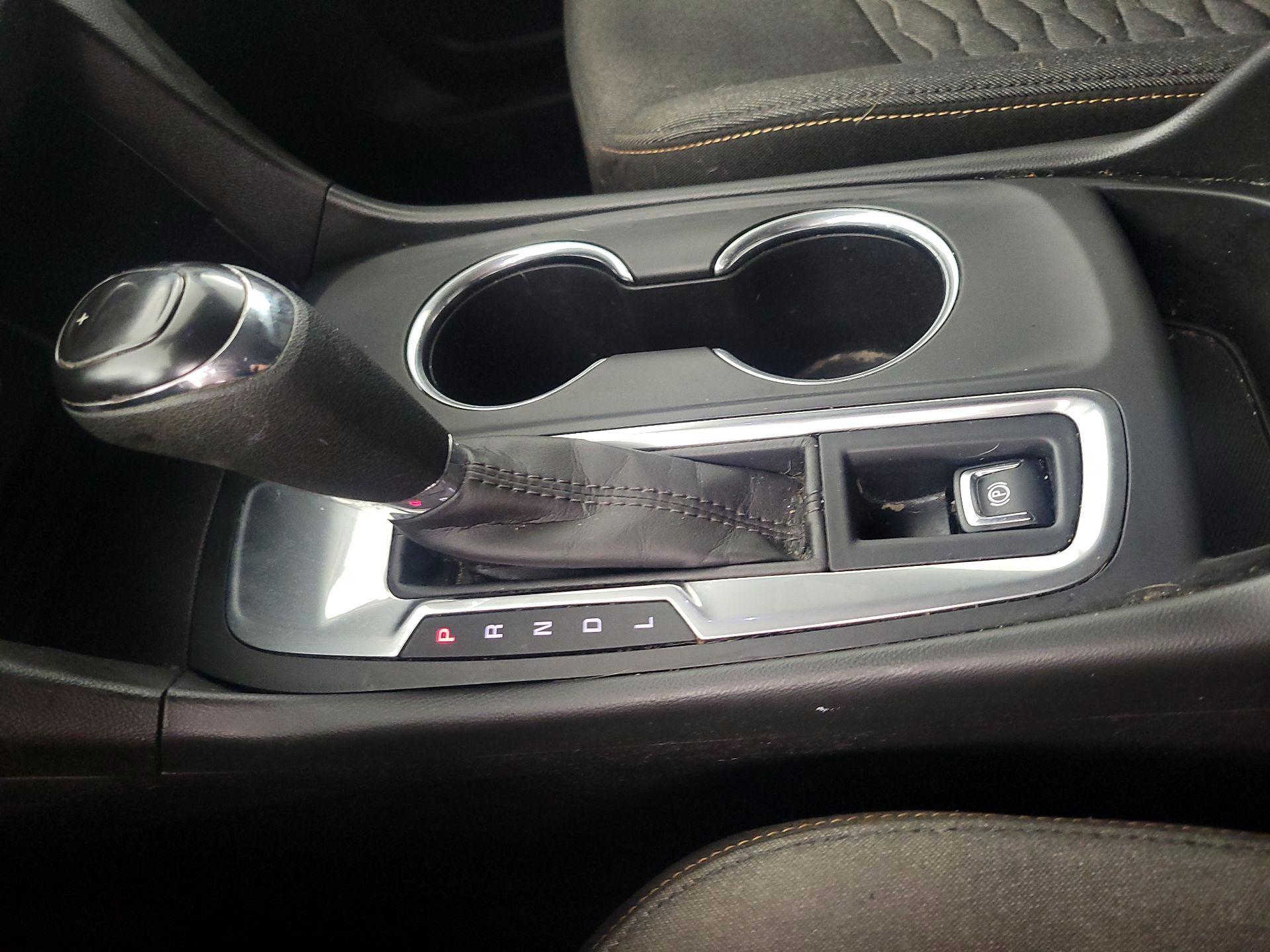 Thumbnail: 2020 Chevrolet Equinox - 17