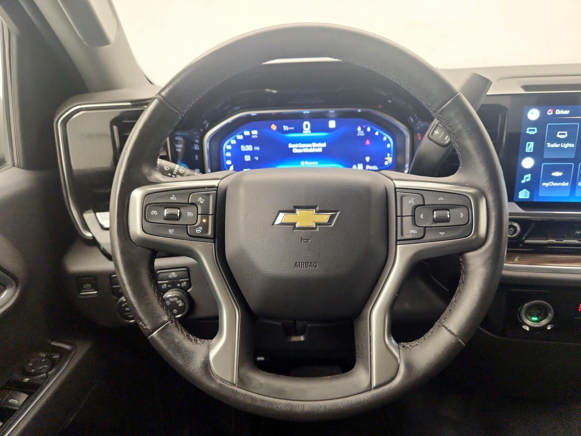 Thumbnail: 2022 Chevrolet Silverado 1500 - 10