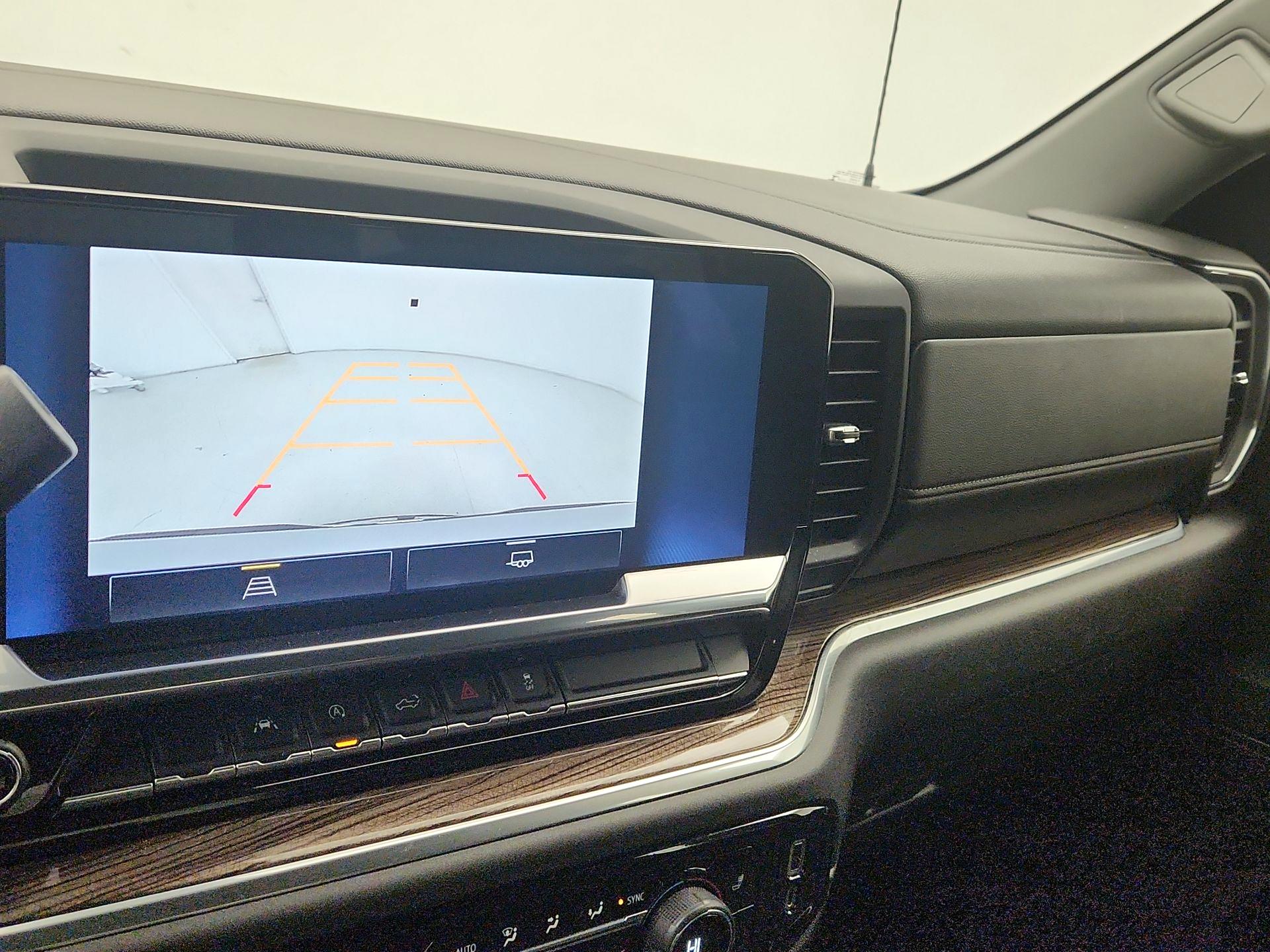 Thumbnail: 2022 Chevrolet Silverado 1500 - 14