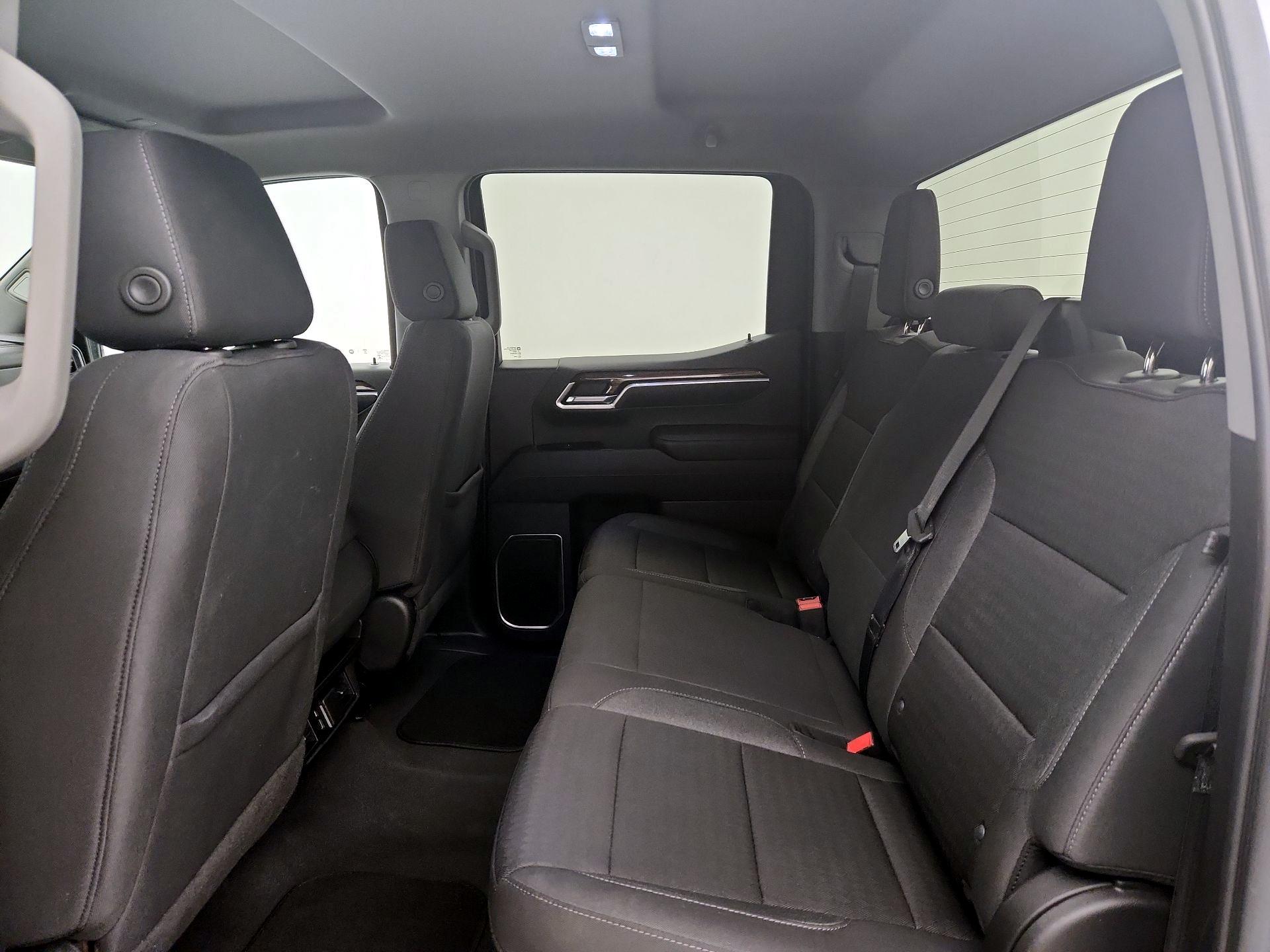 Thumbnail: 2022 Chevrolet Silverado 1500 - 19