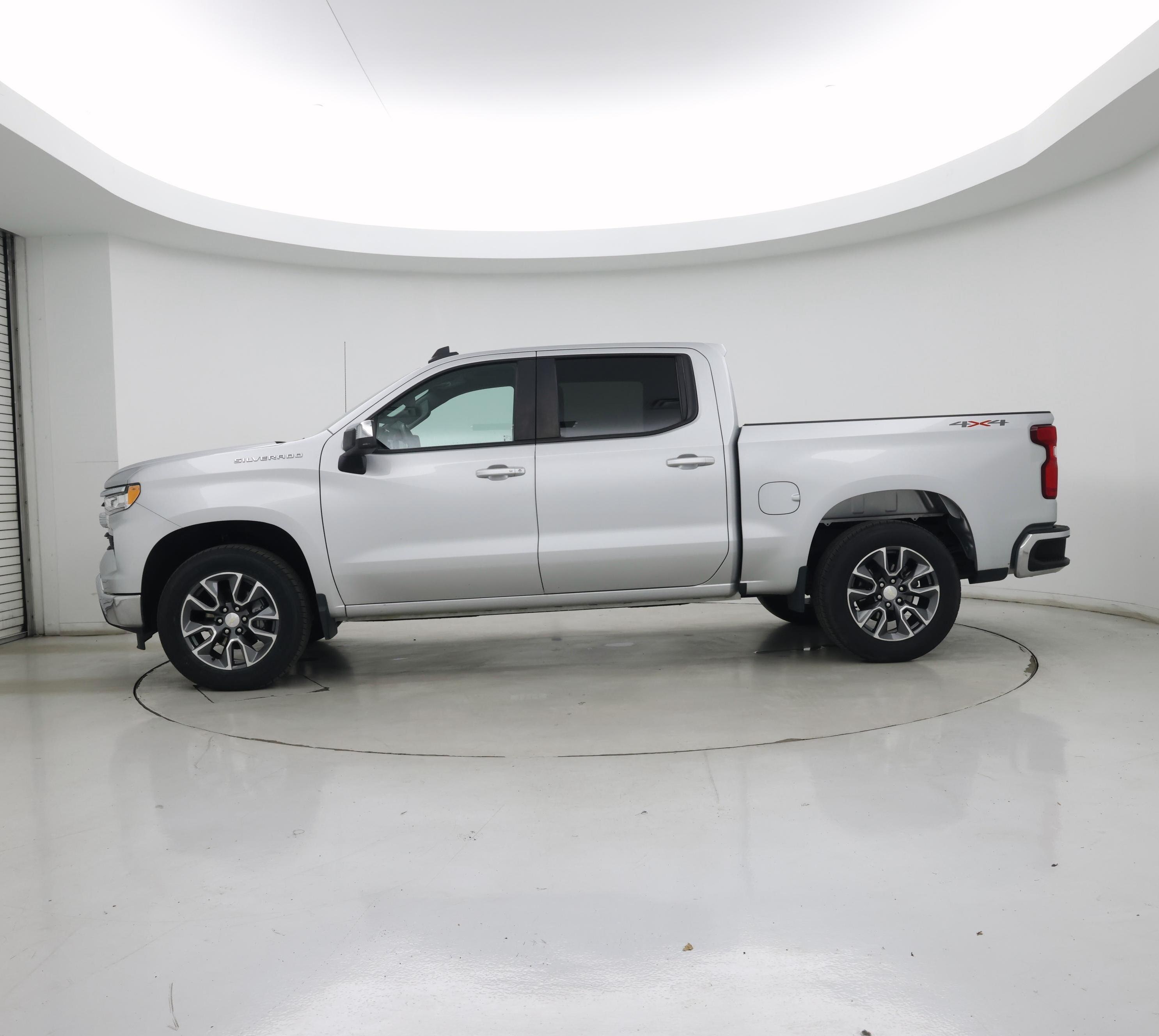 Thumbnail: 2022 Chevrolet Silverado 1500 - 3