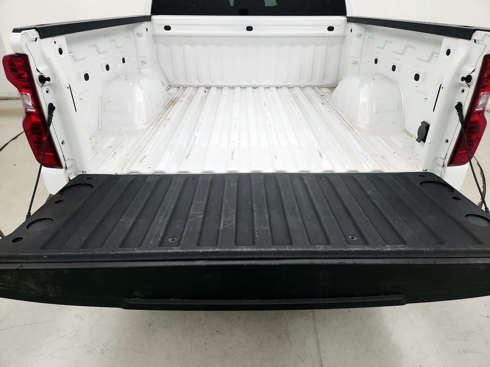 Thumbnail: 2022 Chevrolet Silverado 1500 - 20